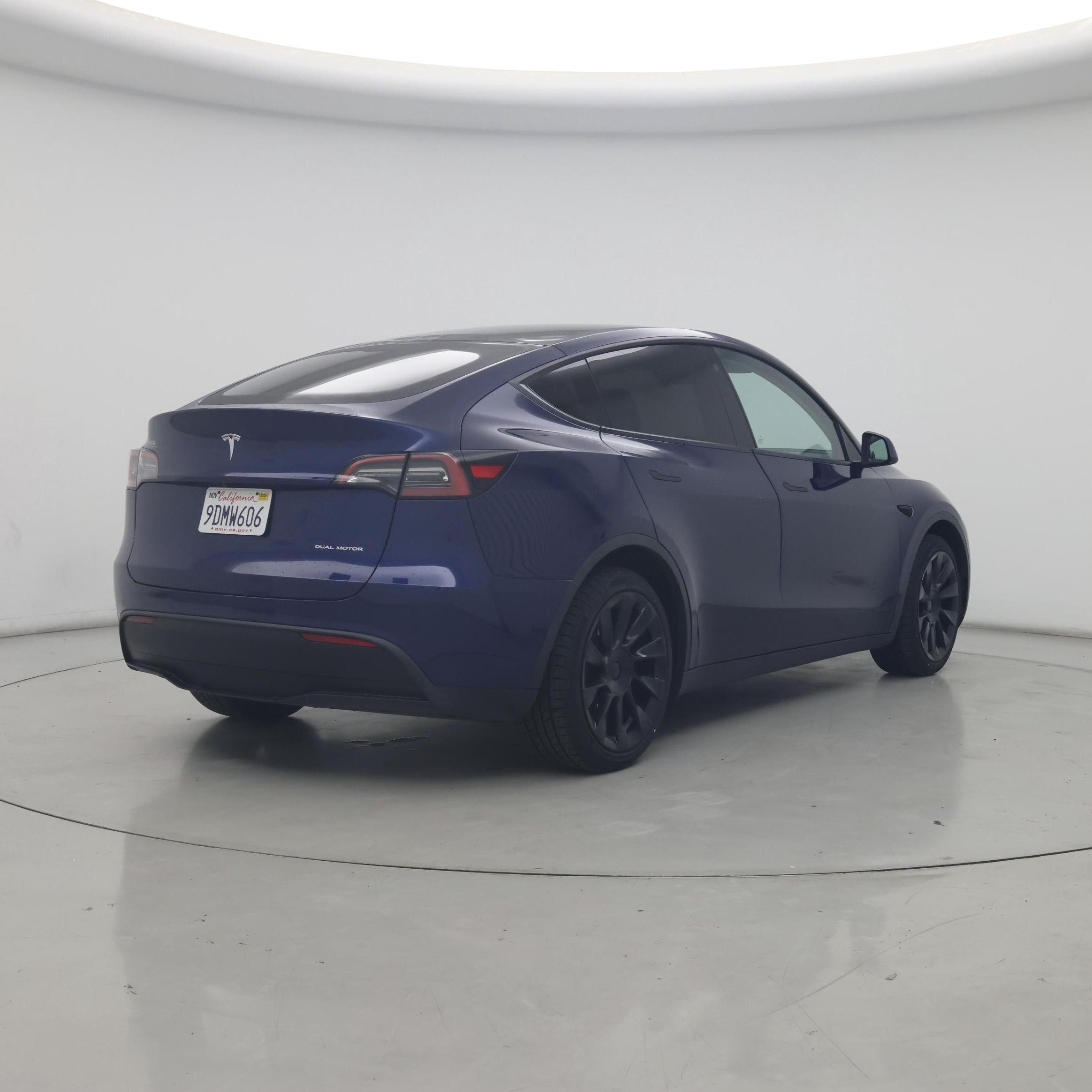 Thumbnail: 2023 Tesla Model Y - 8