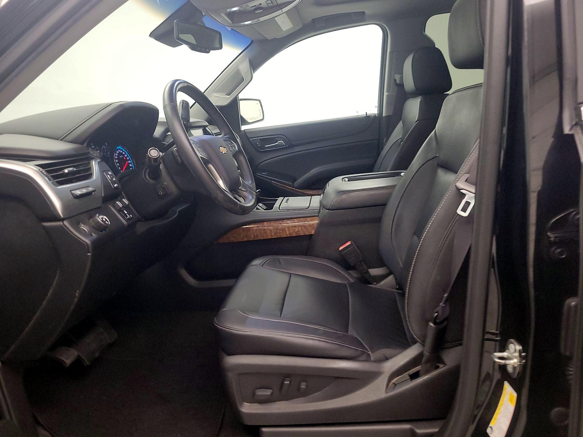 Thumbnail: 2017 Chevrolet Tahoe - 11