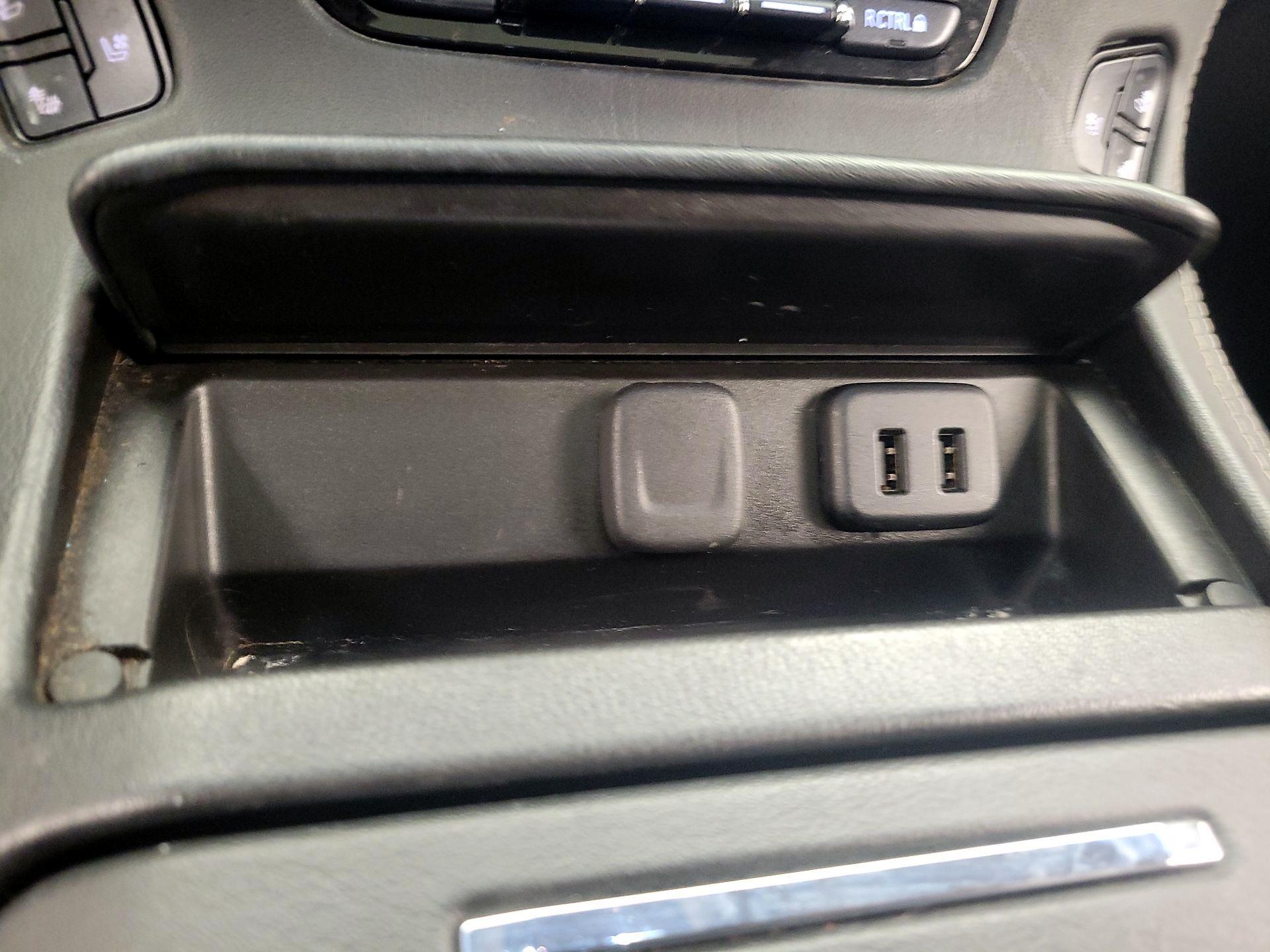 Thumbnail: 2017 Chevrolet Tahoe - 18