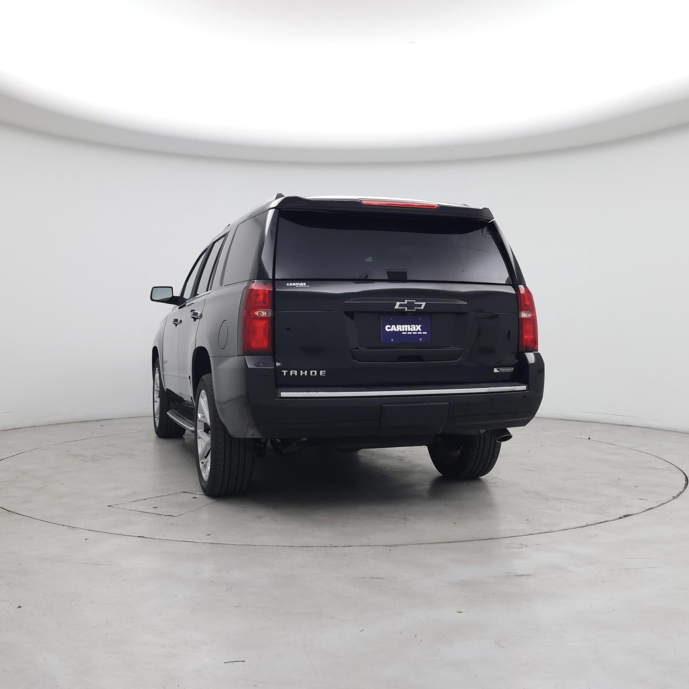 Thumbnail: 2017 Chevrolet Tahoe - 7