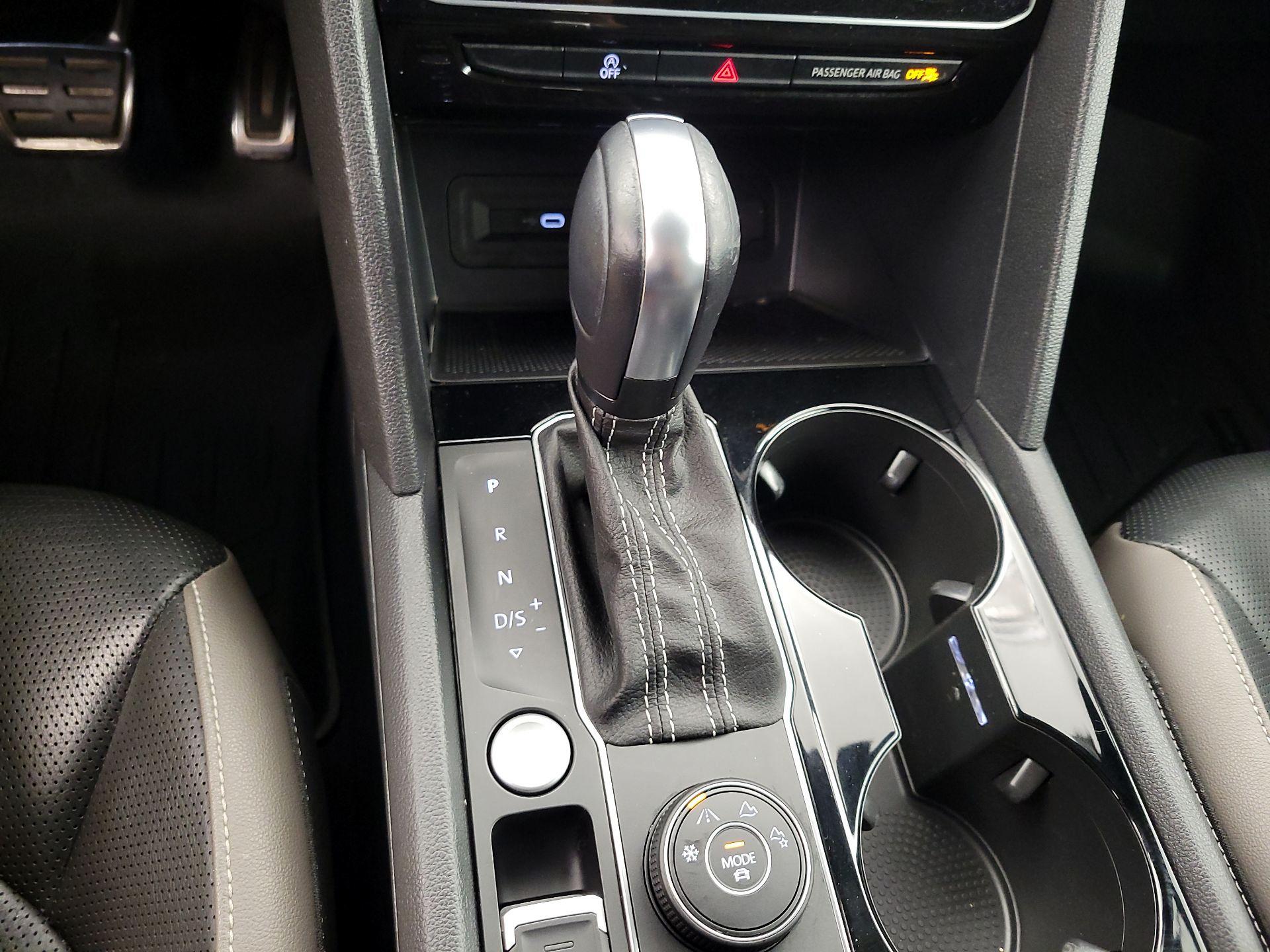 Thumbnail: 2021 Volkswagen Atlas - 18