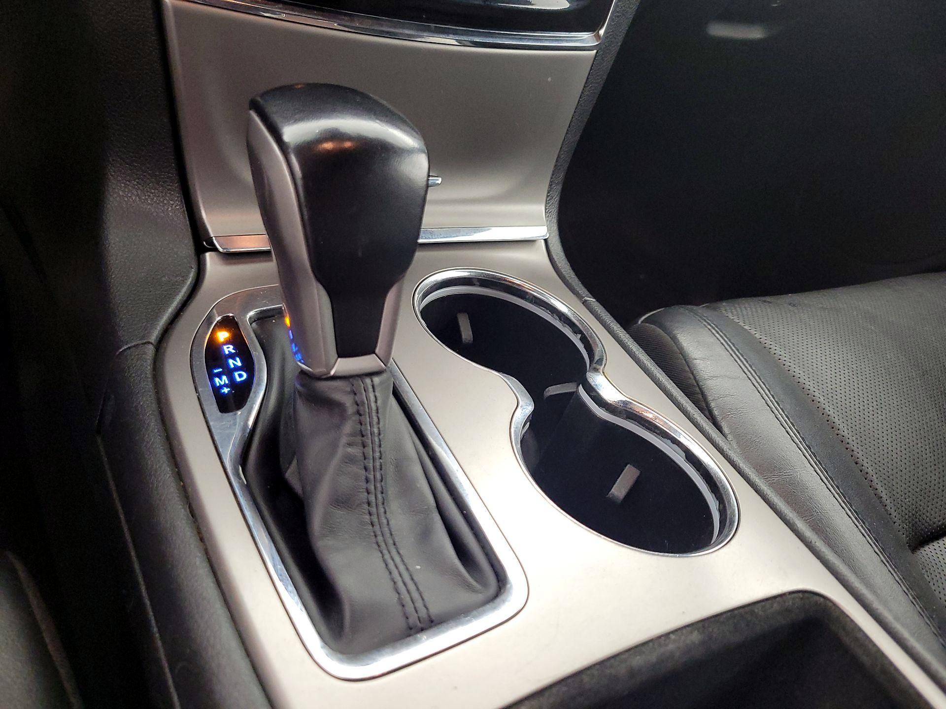 Thumbnail: 2021 Jeep Grand Cherokee - 17