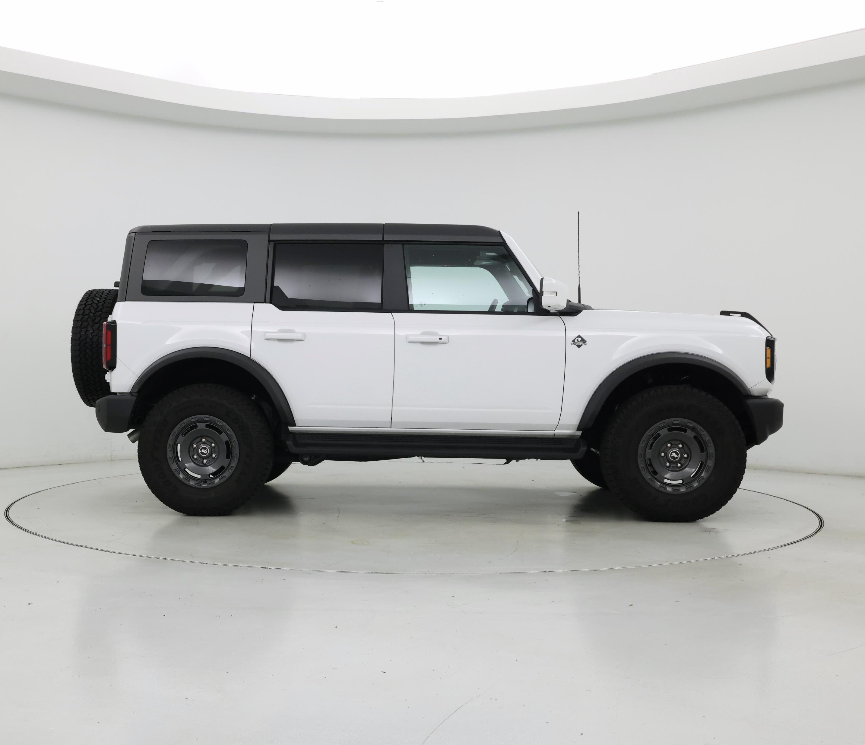 Thumbnail: 2025 Ford Bronco - 7