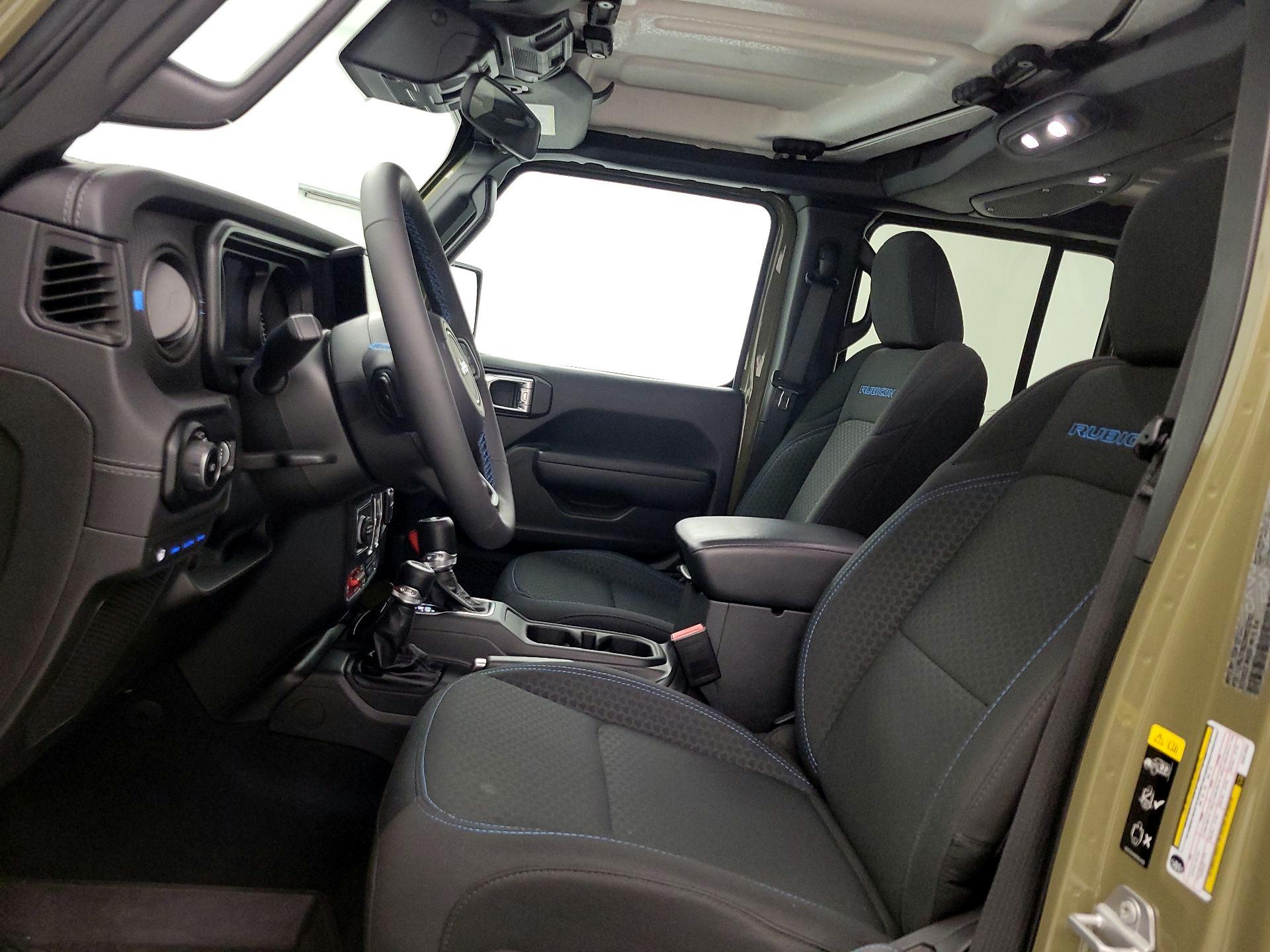 Thumbnail: 2025 Jeep Wrangler - 11