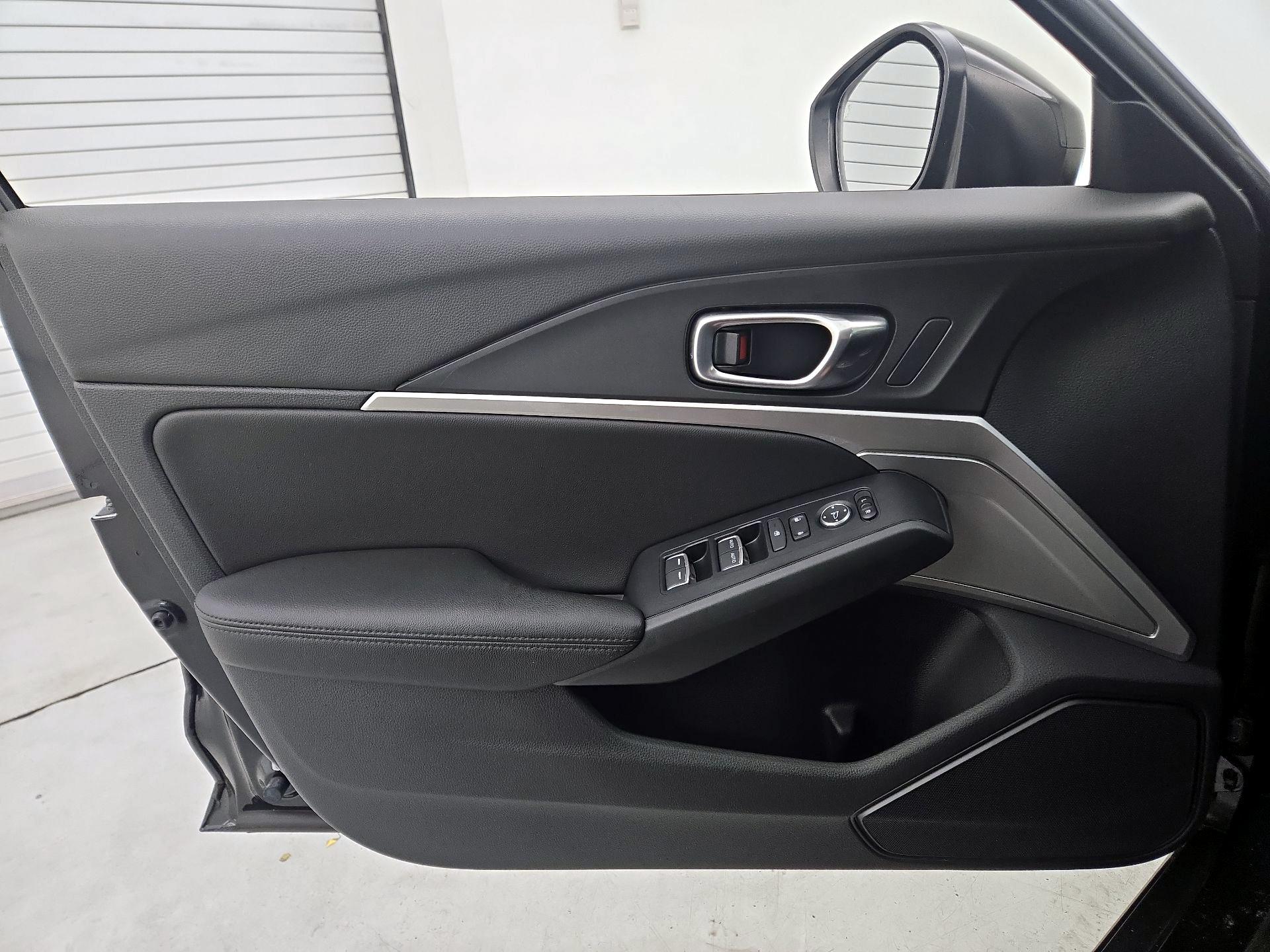 Thumbnail: 2023 Acura Integra - 12