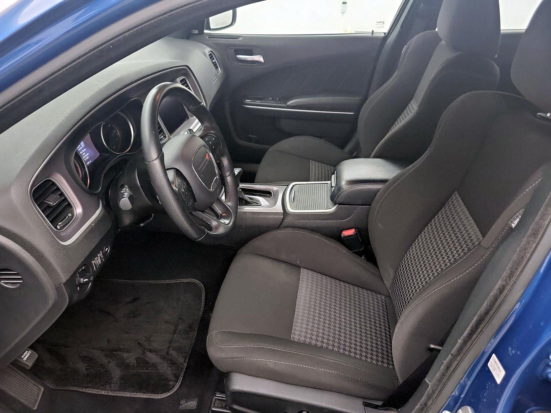 Thumbnail: 2022 Dodge Charger - 11