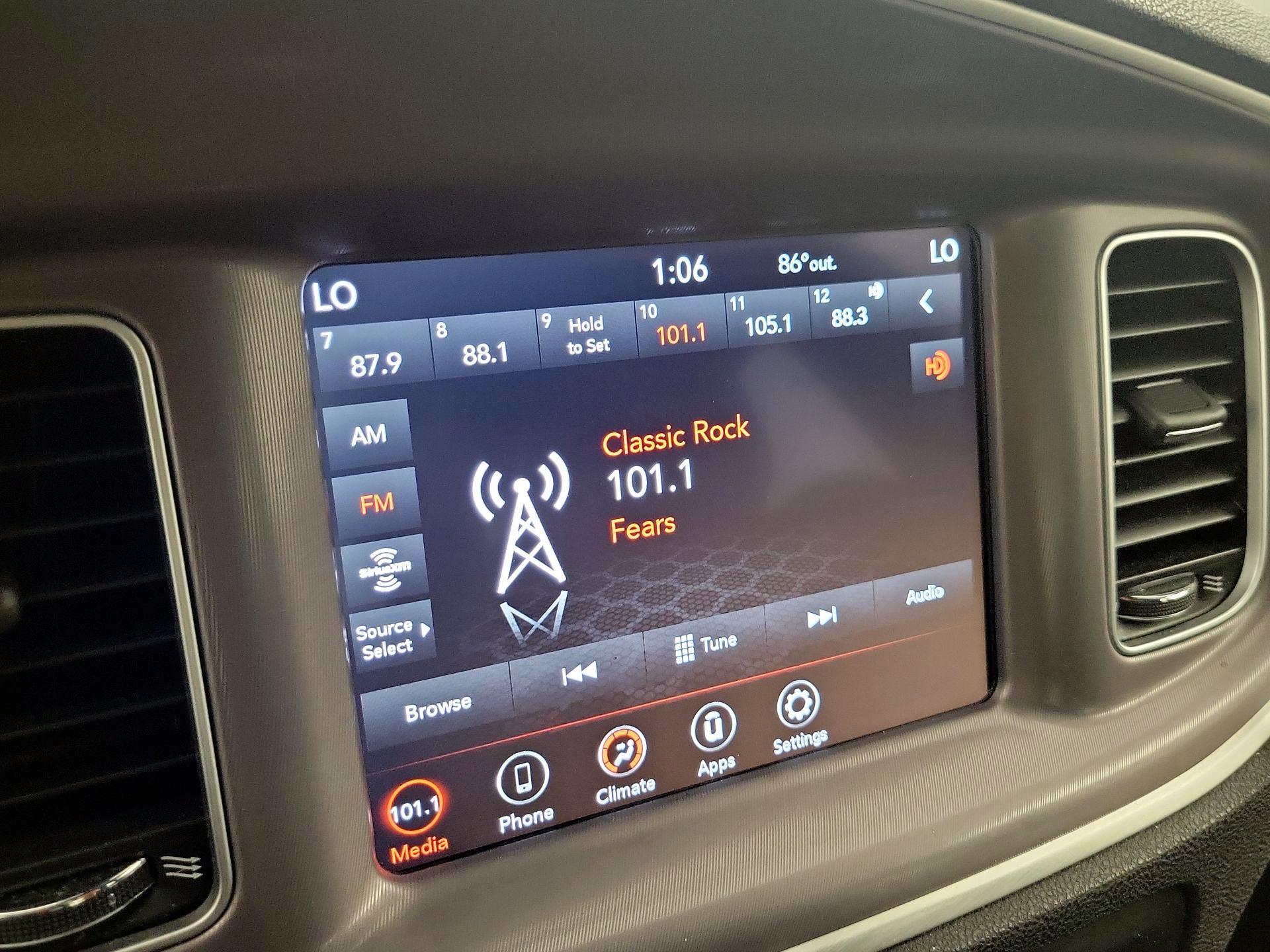 Thumbnail: 2022 Dodge Charger - 15