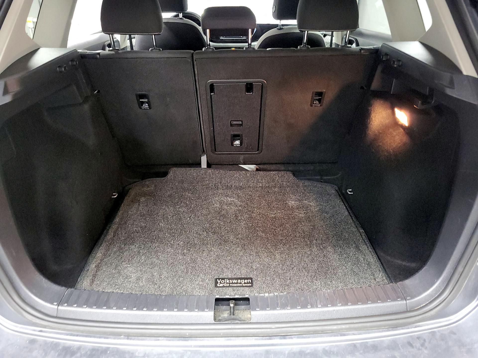 Thumbnail: 2022 Volkswagen Taos - 14