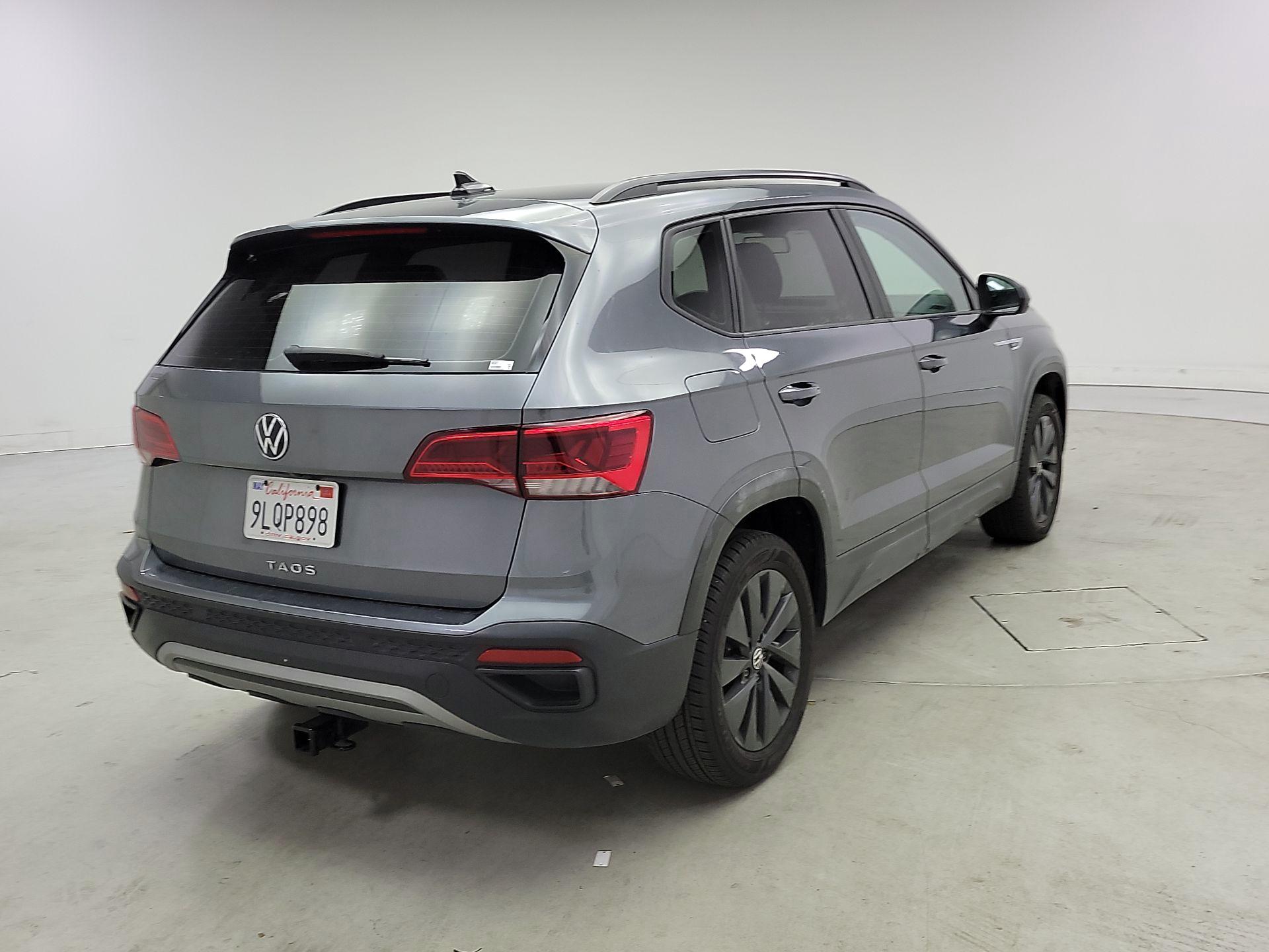 Thumbnail: 2022 Volkswagen Taos - 5