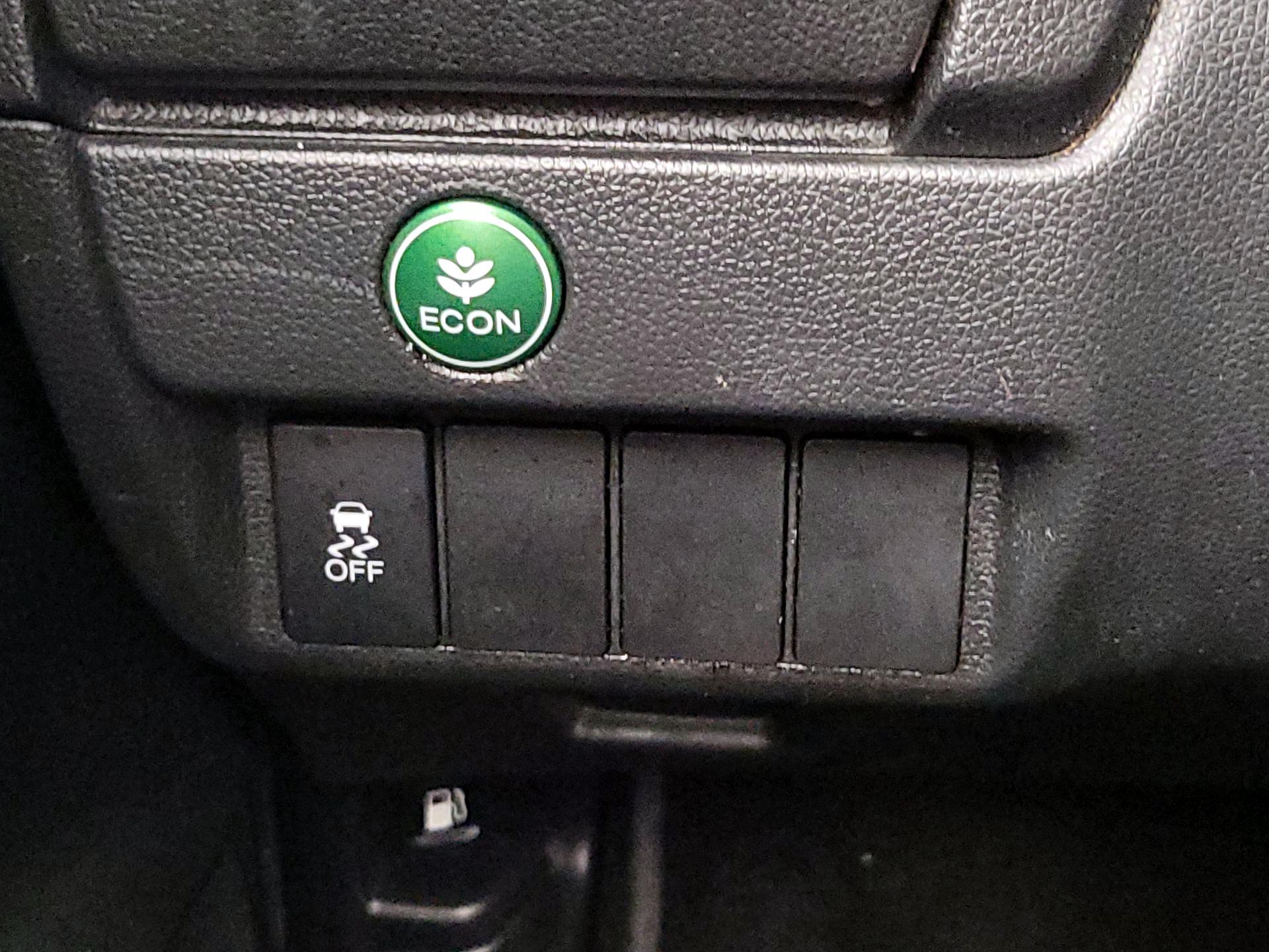 Thumbnail: 2016 Honda Fit - 13