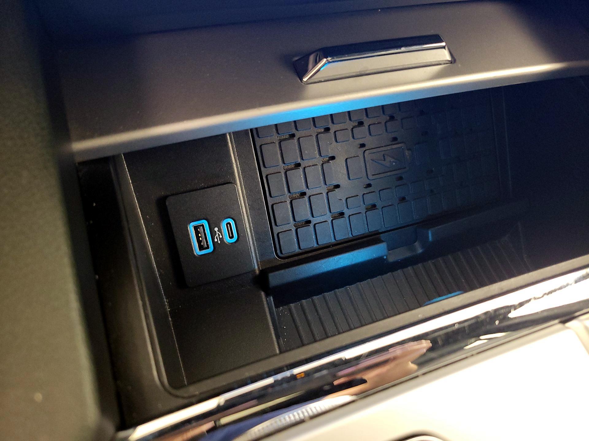 Thumbnail: 2022 Ford Expedition - 18