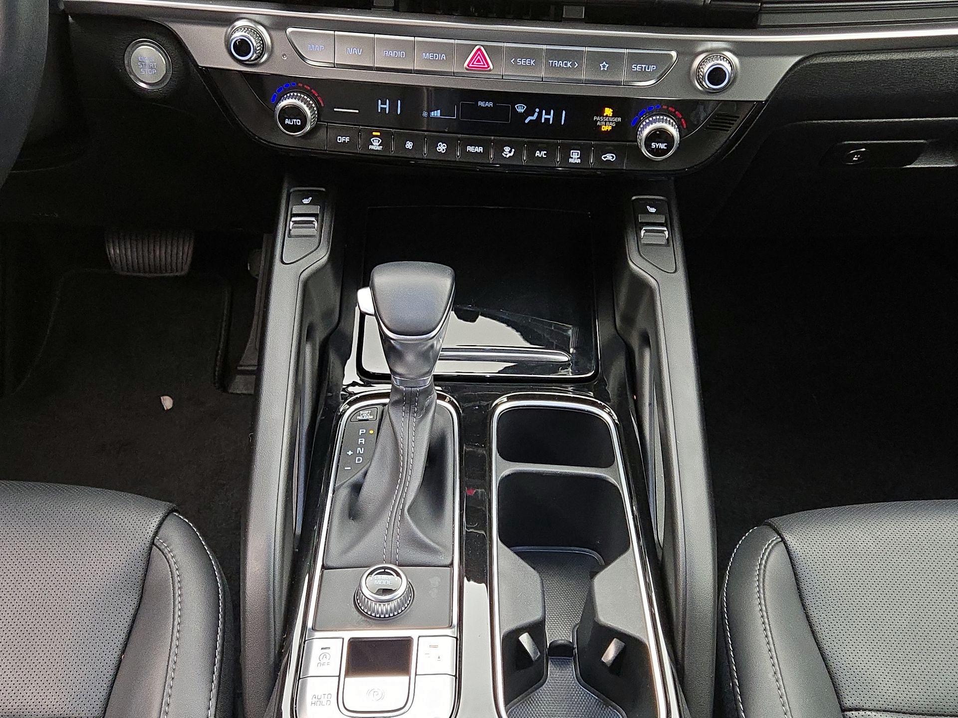 Thumbnail: 2024 Kia Telluride - 17