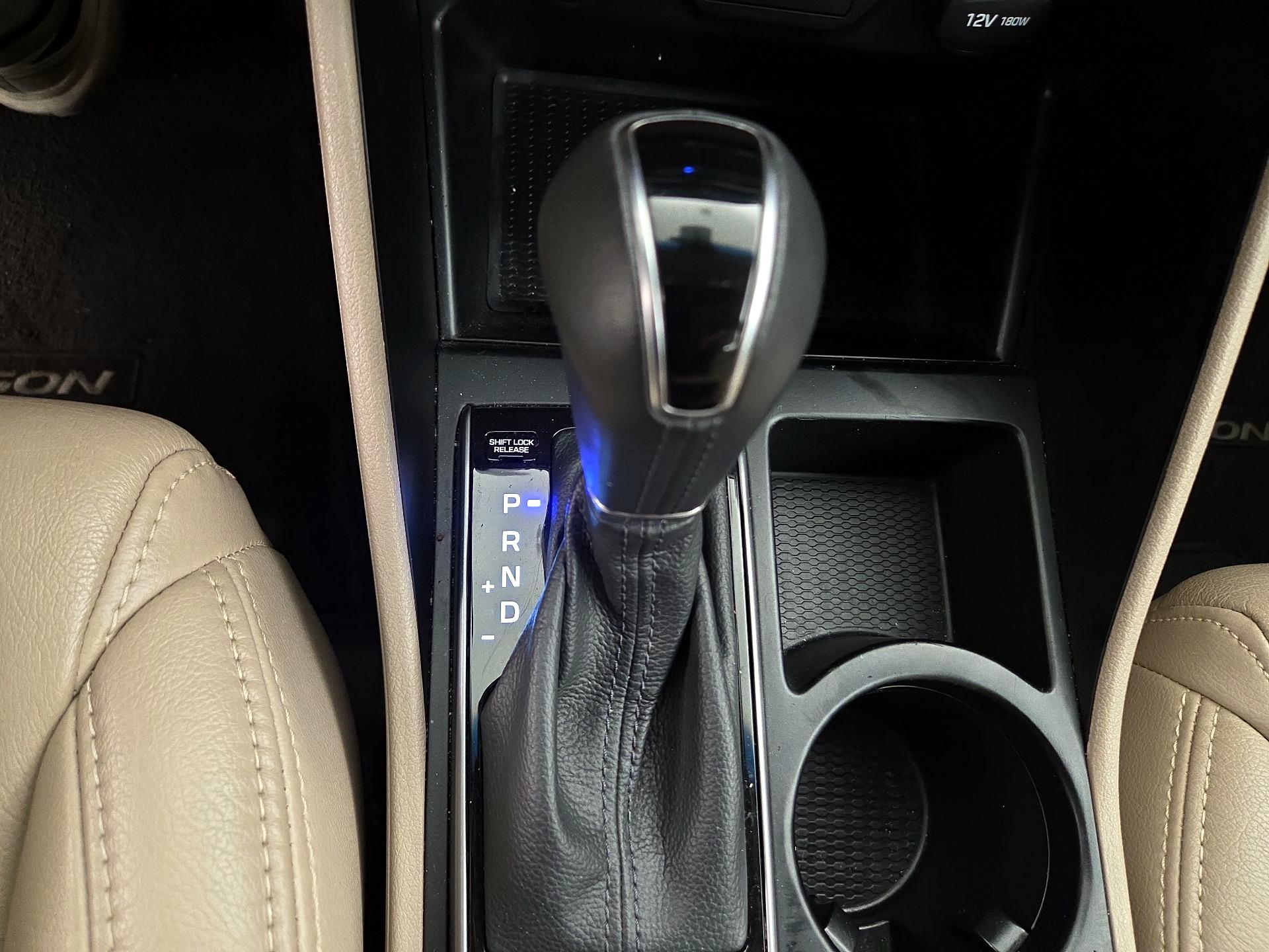 Thumbnail: 2016 Hyundai Tucson - 17