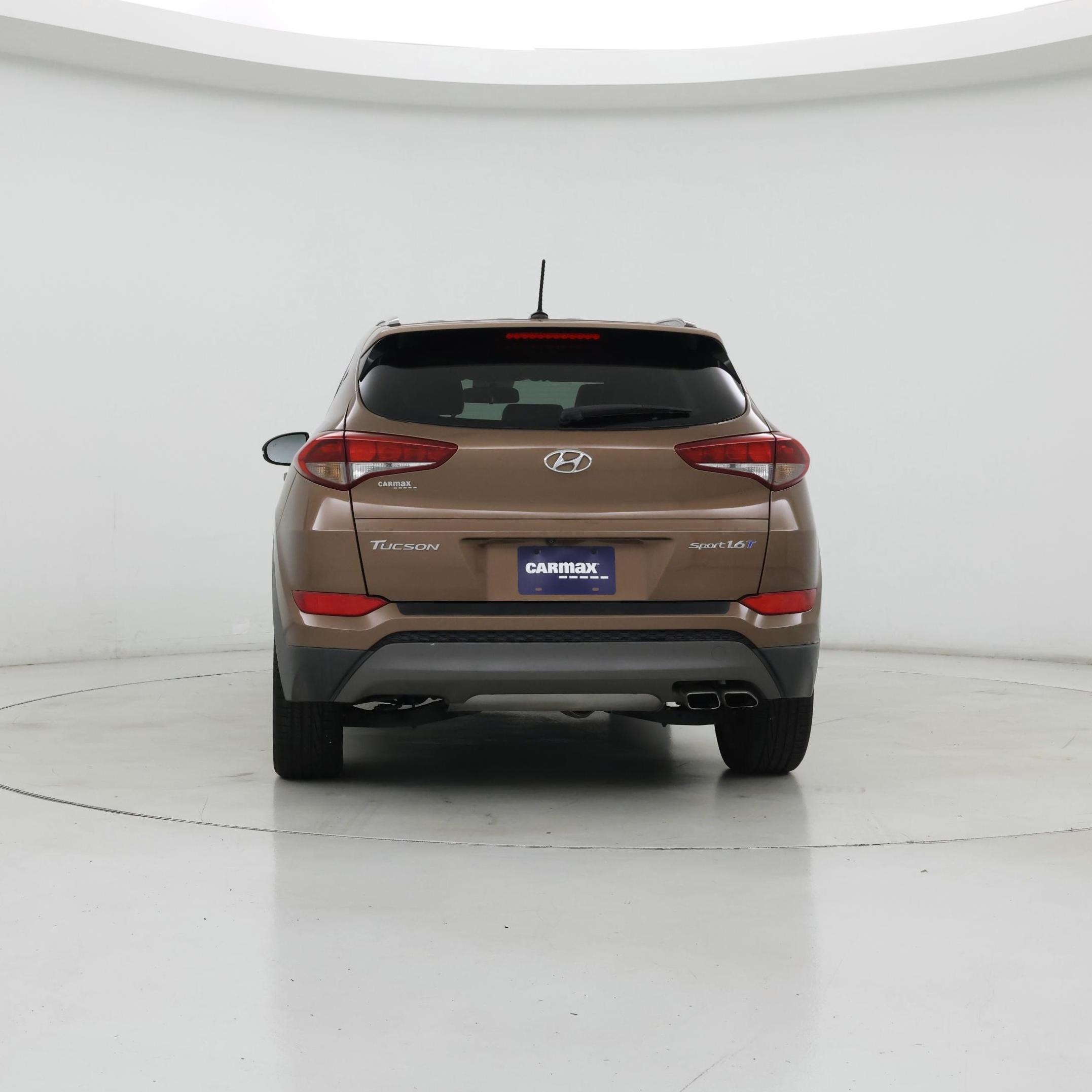 Thumbnail: 2016 Hyundai Tucson - 6