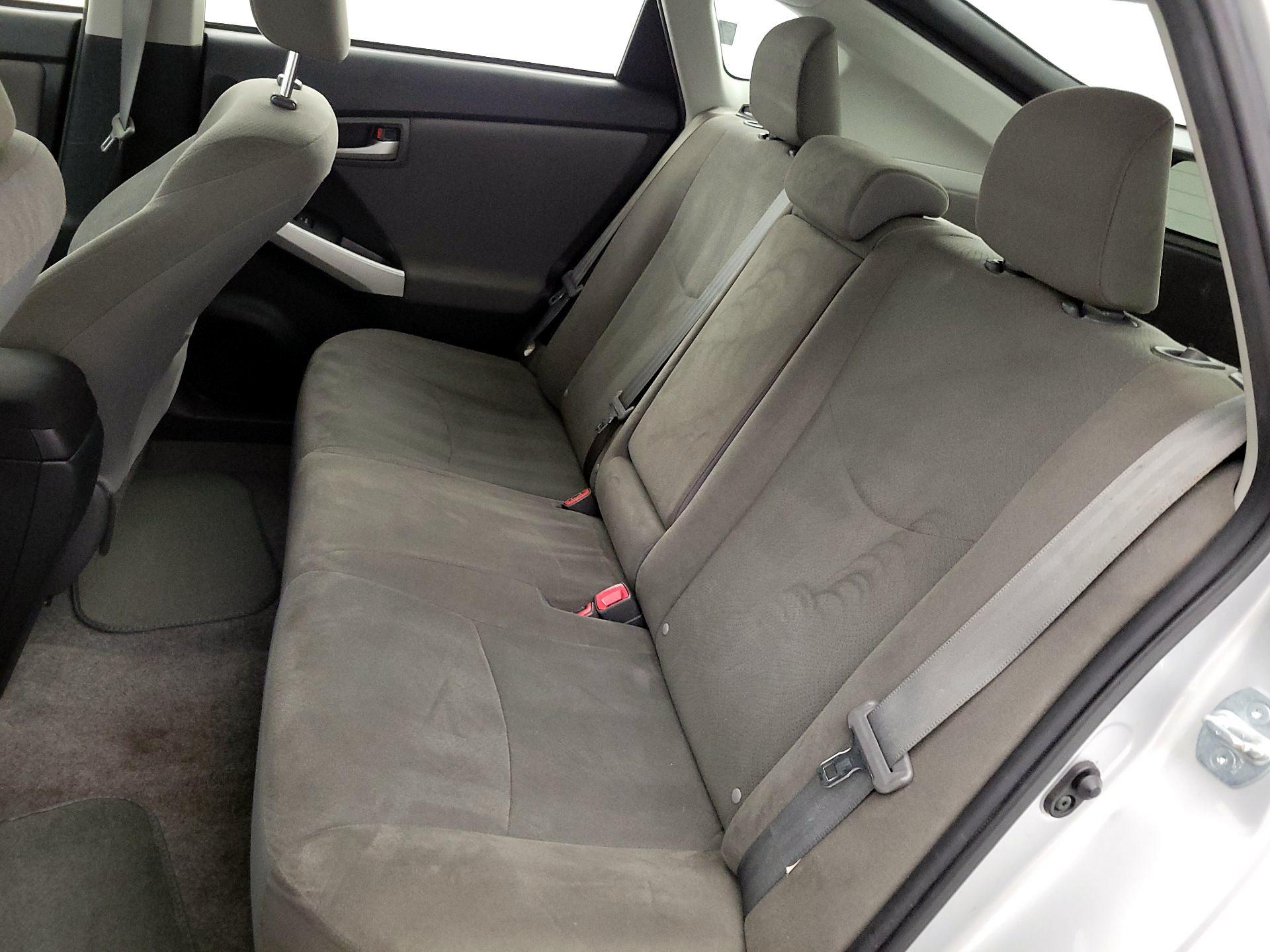 Thumbnail: 2015 Toyota Prius - 19