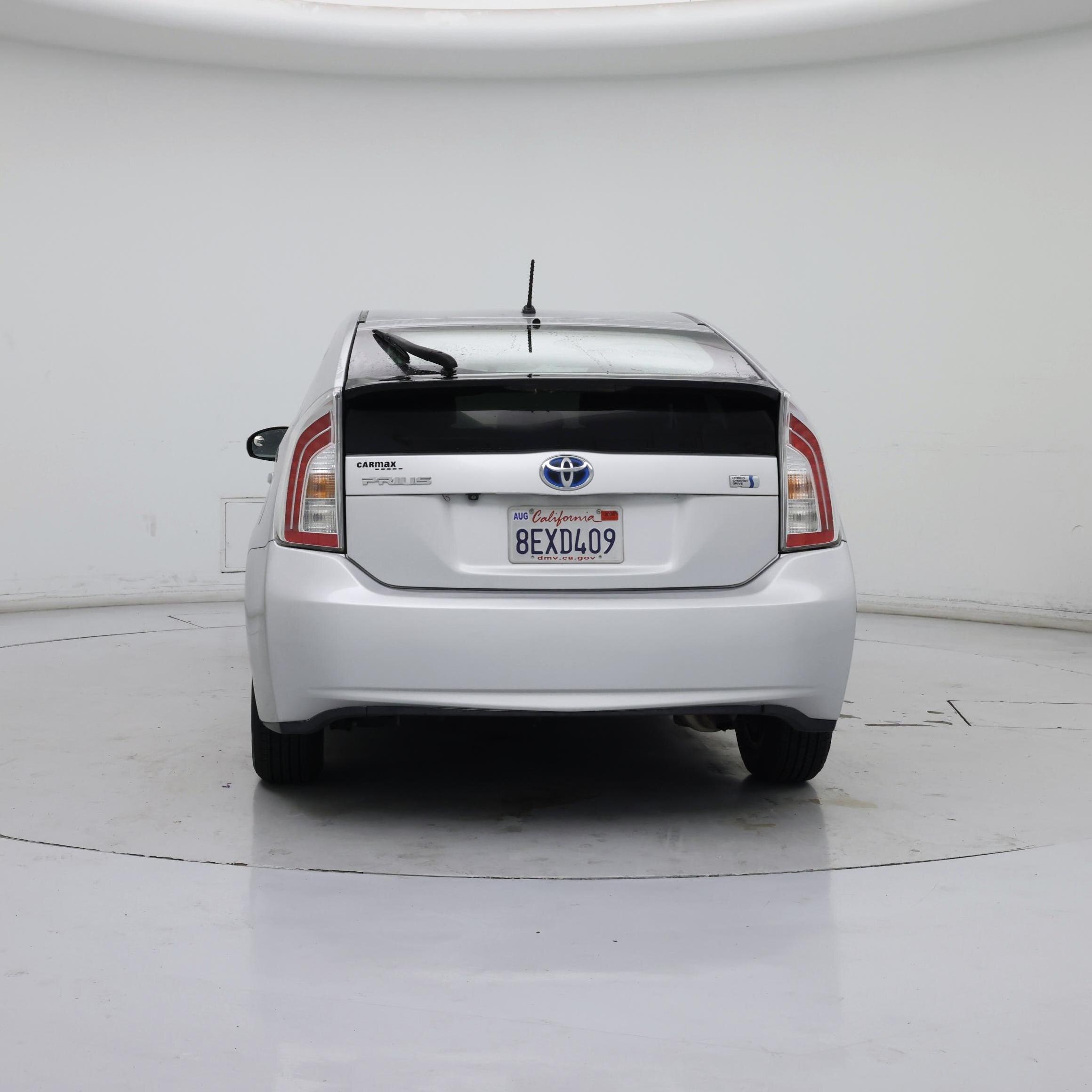 Thumbnail: 2015 Toyota Prius - 6