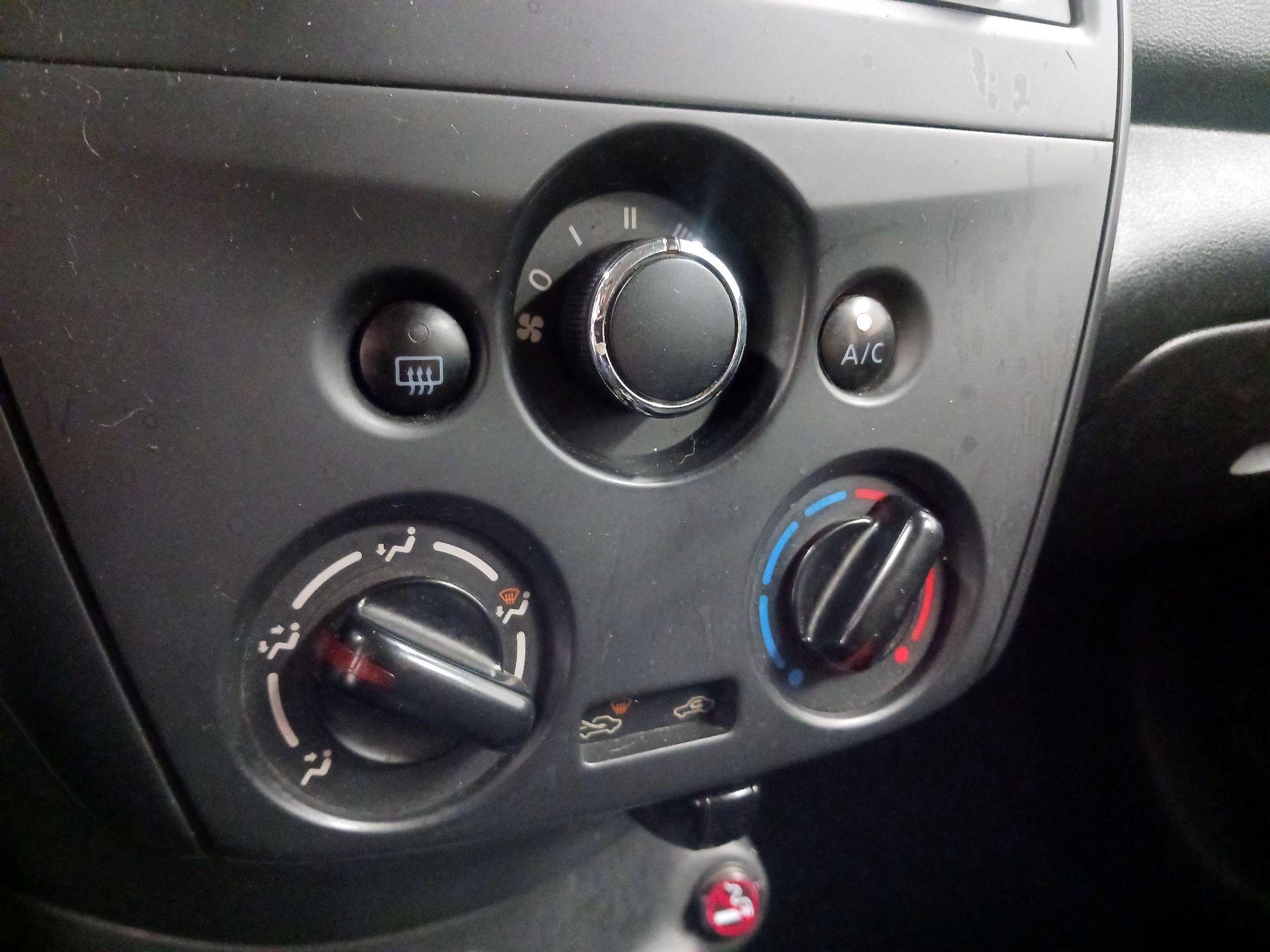 Thumbnail: 2017 Nissan Versa - 15