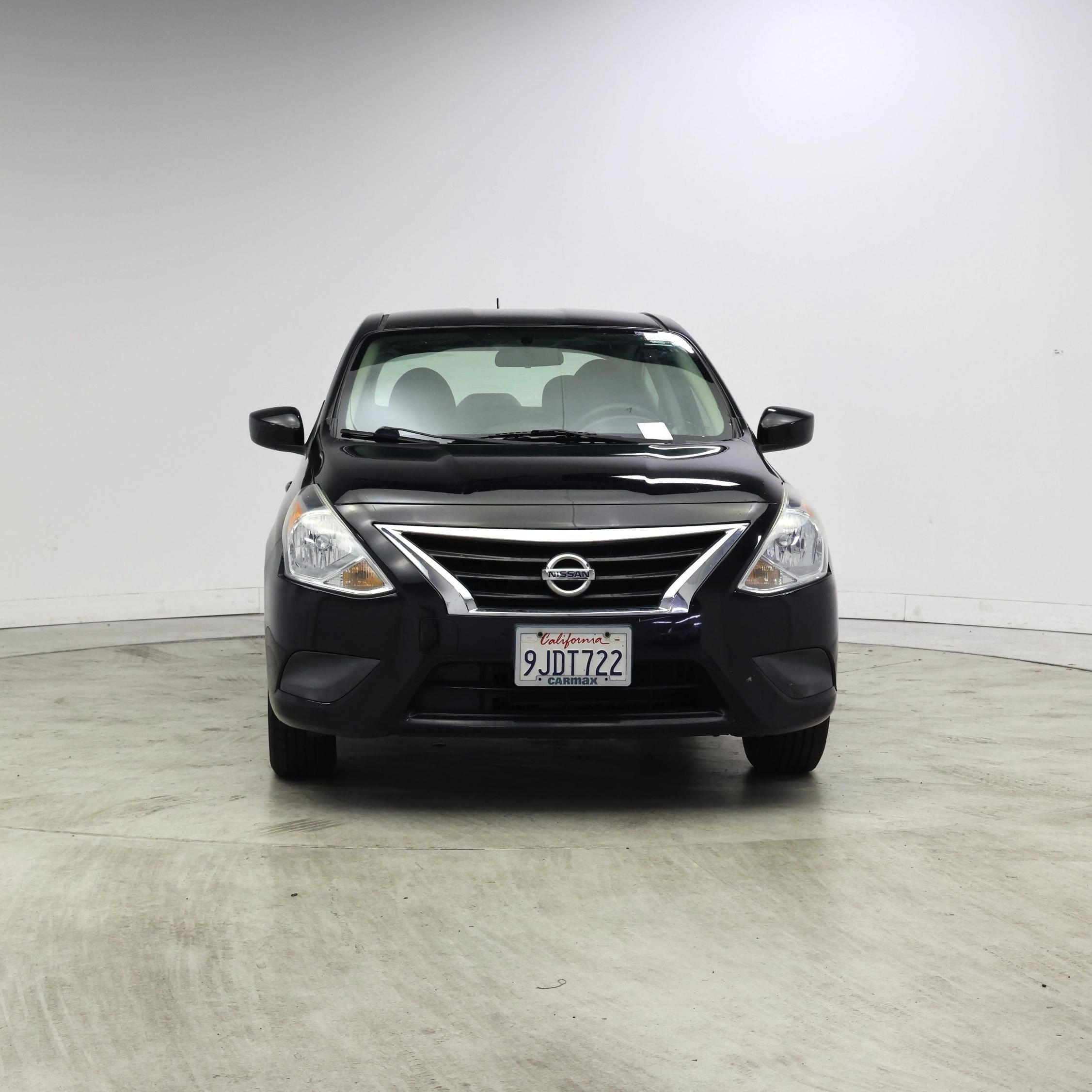 Thumbnail: 2017 Nissan Versa - 5