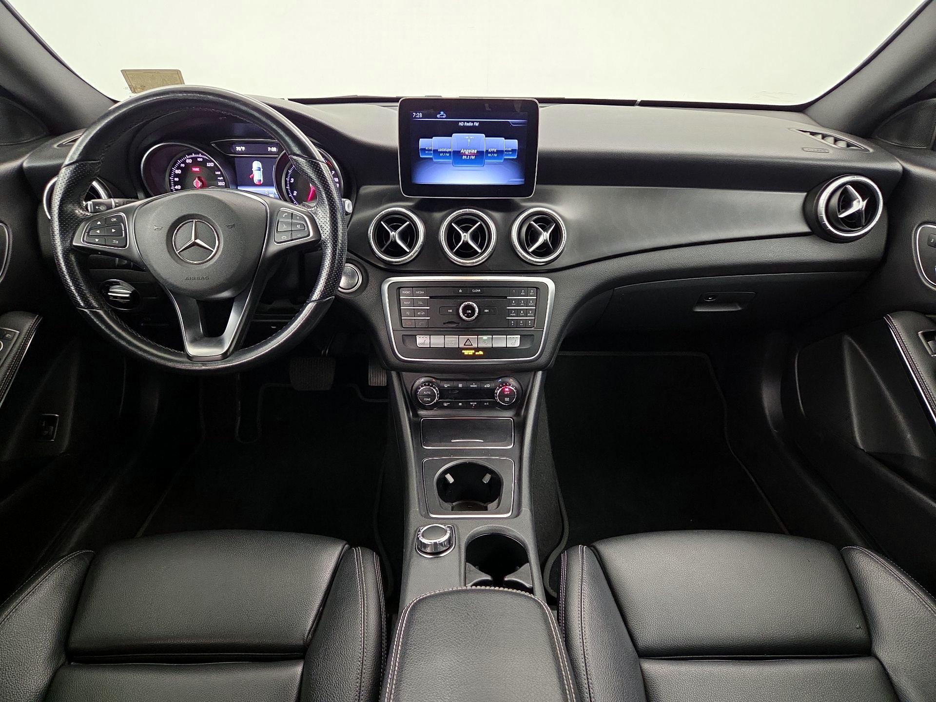 Thumbnail: 2019 Mercedes-Benz CLA - 9