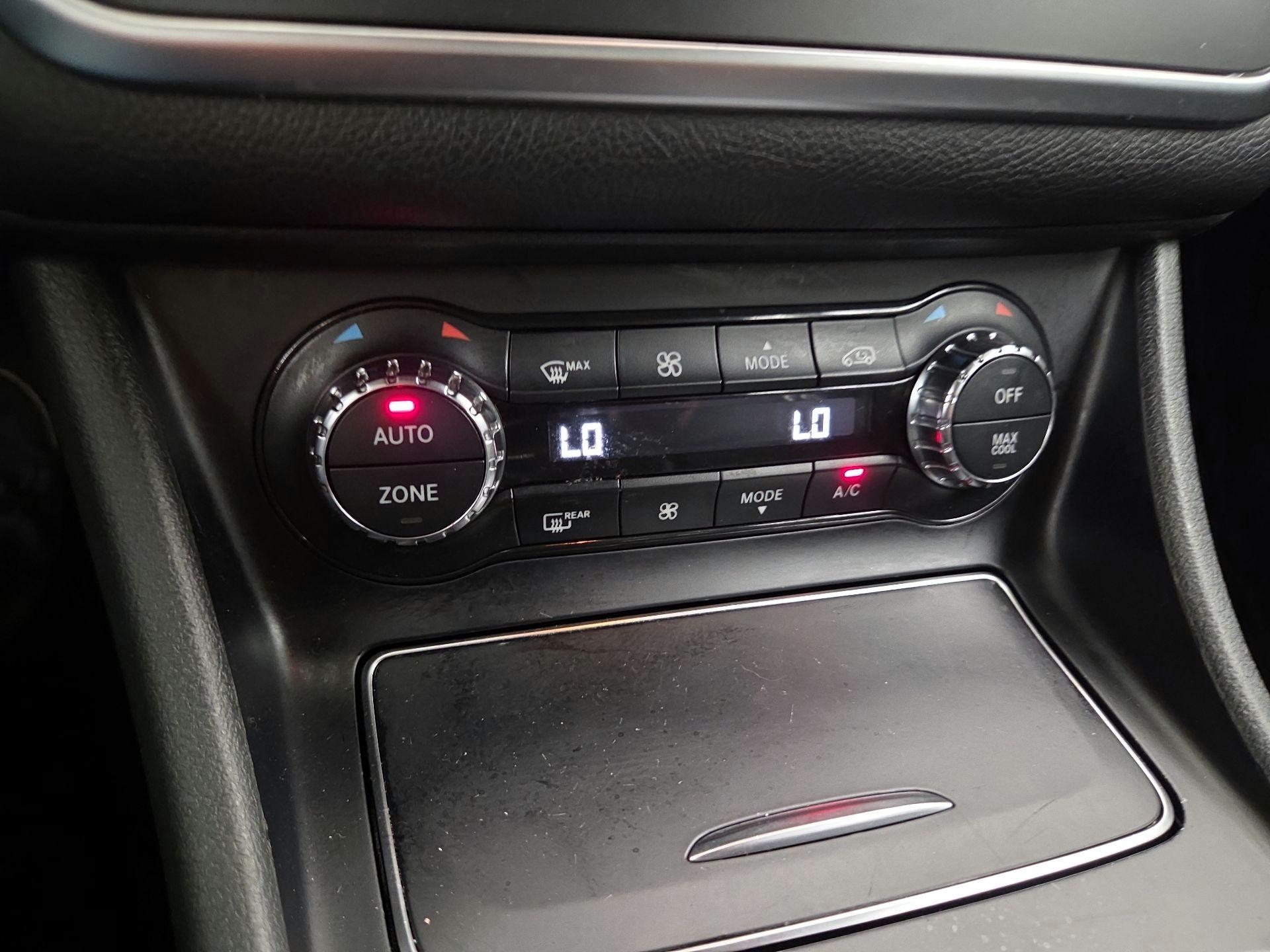 Thumbnail: 2019 Mercedes-Benz CLA - 16