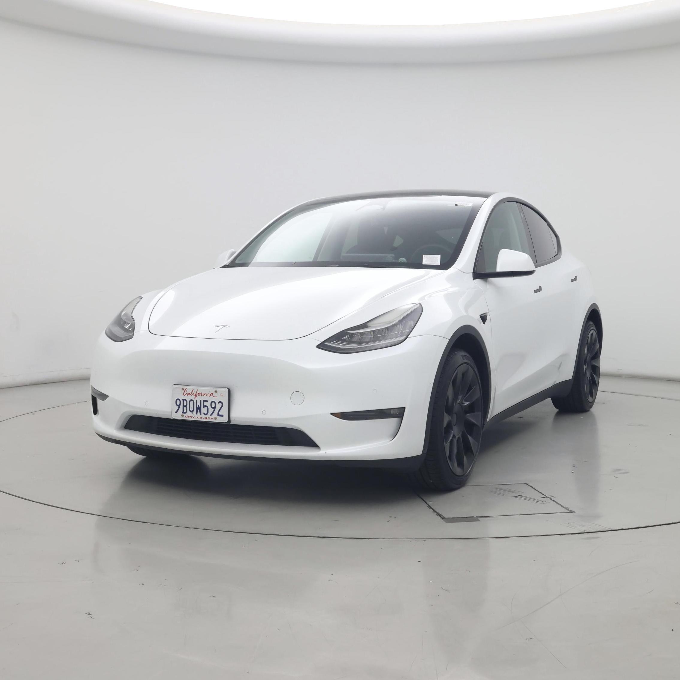 Thumbnail: 2022 Tesla Model Y - 4
