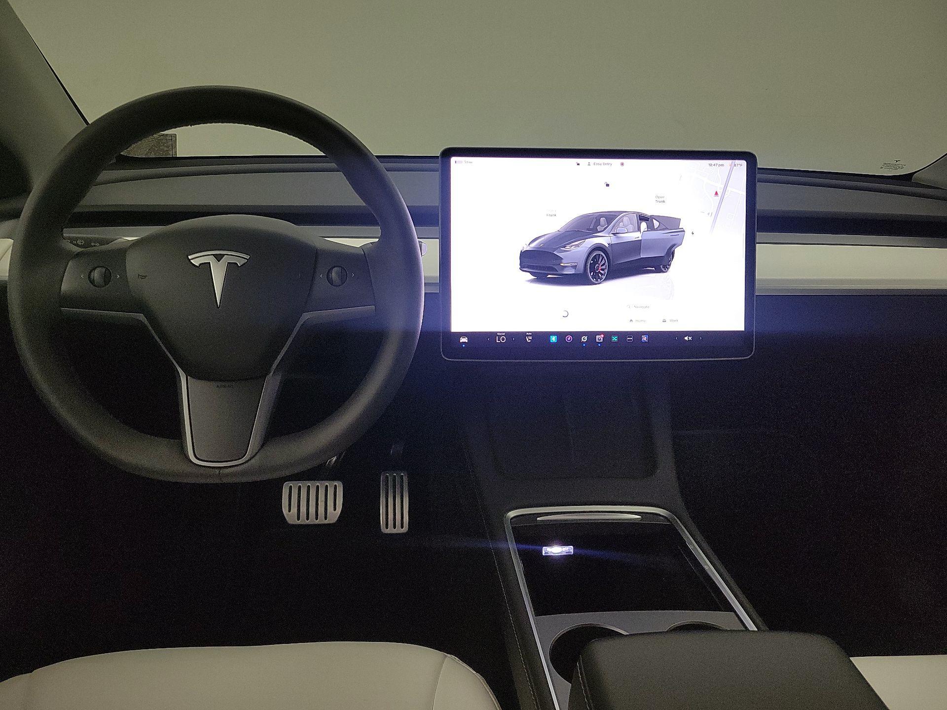 Thumbnail: 2023 Tesla Model Y - 10