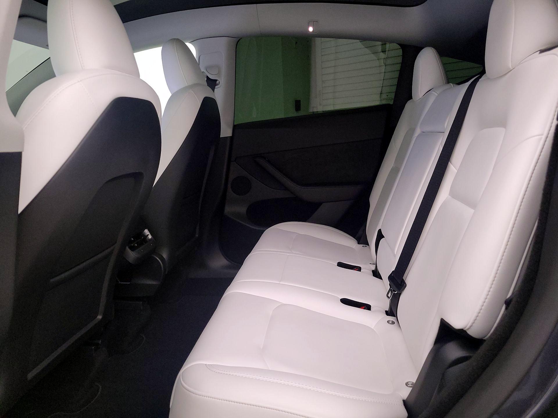 Thumbnail: 2023 Tesla Model Y - 18