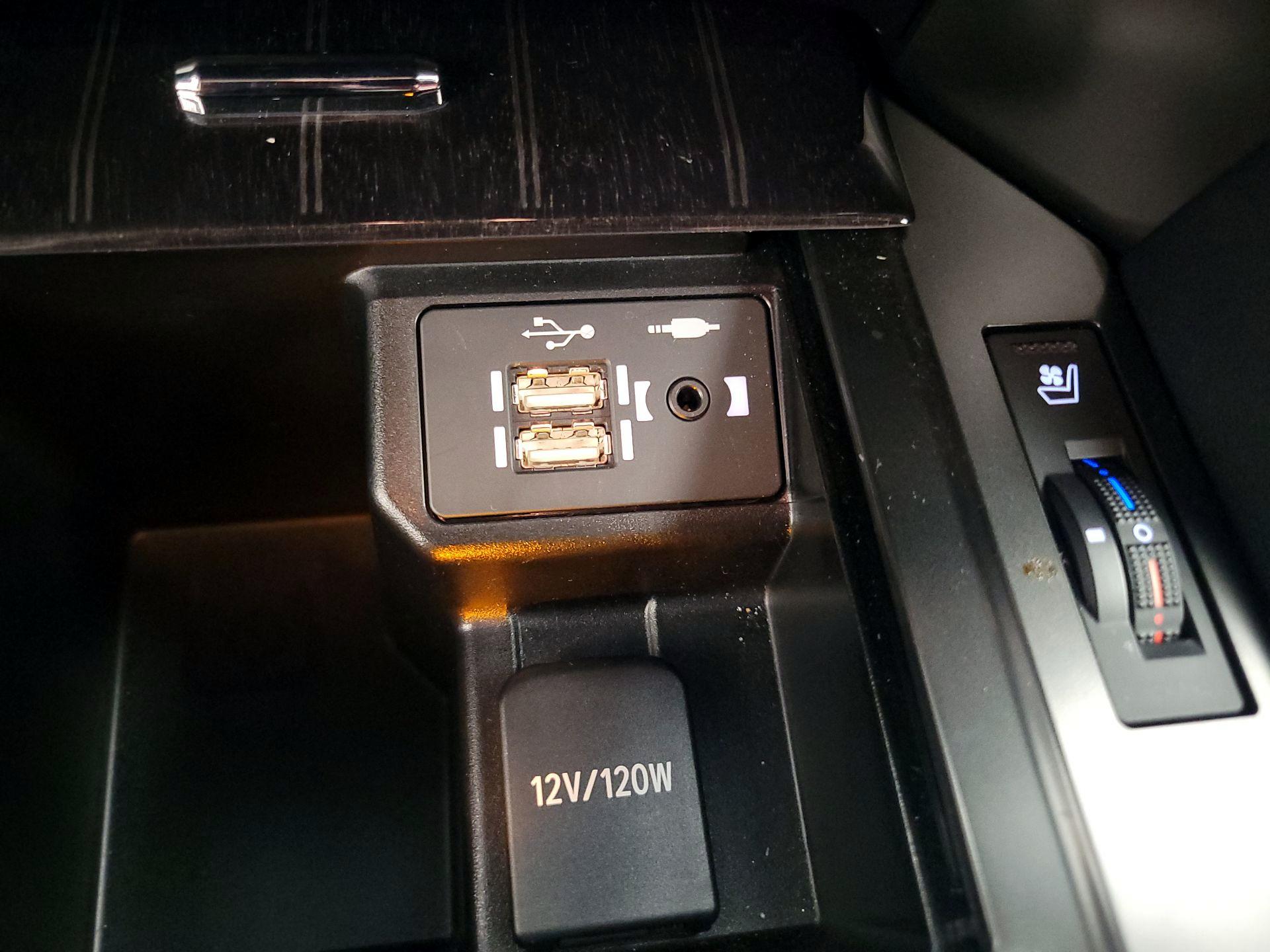 Thumbnail: 2023 Lexus GX - 18