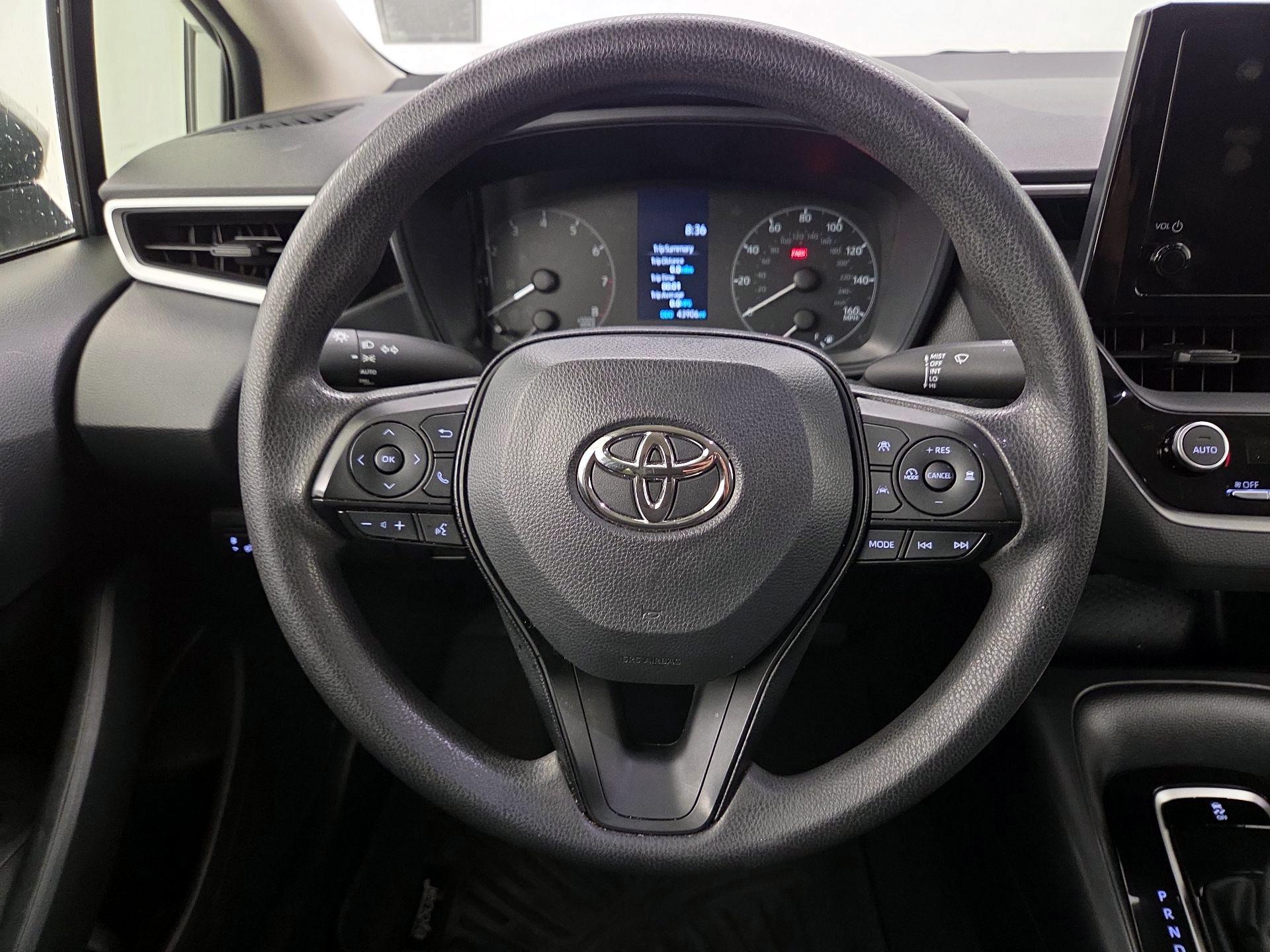 Thumbnail: 2023 Toyota Corolla - 10