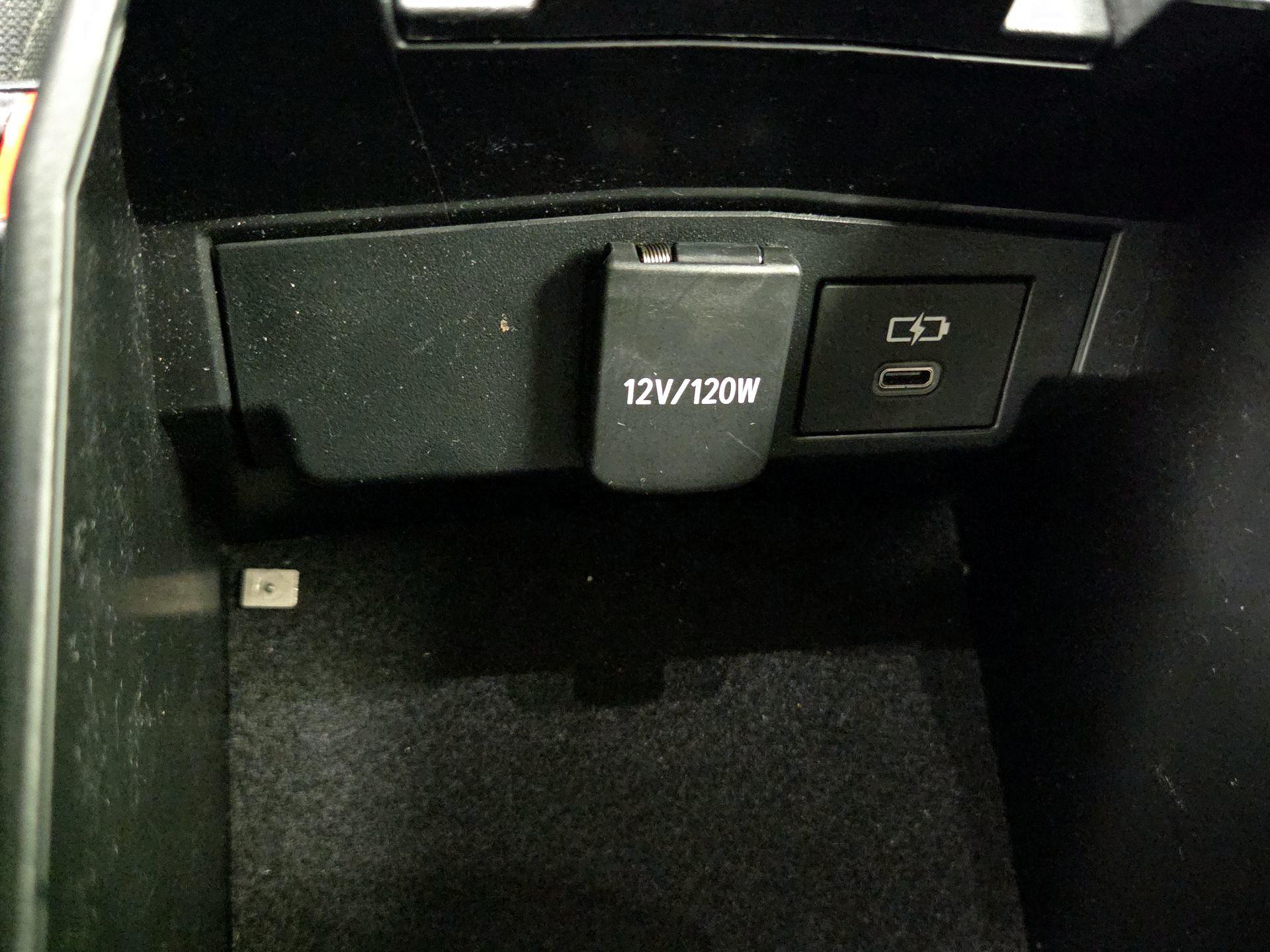 Thumbnail: 2023 Toyota Corolla - 18