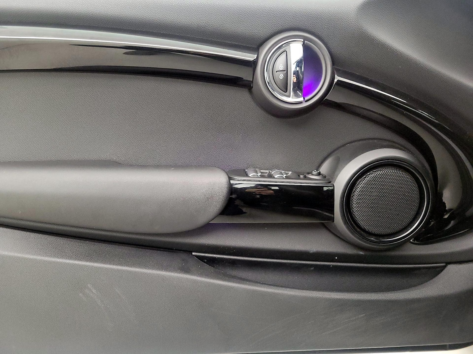 2020 MINI Convertible S - Photo 13