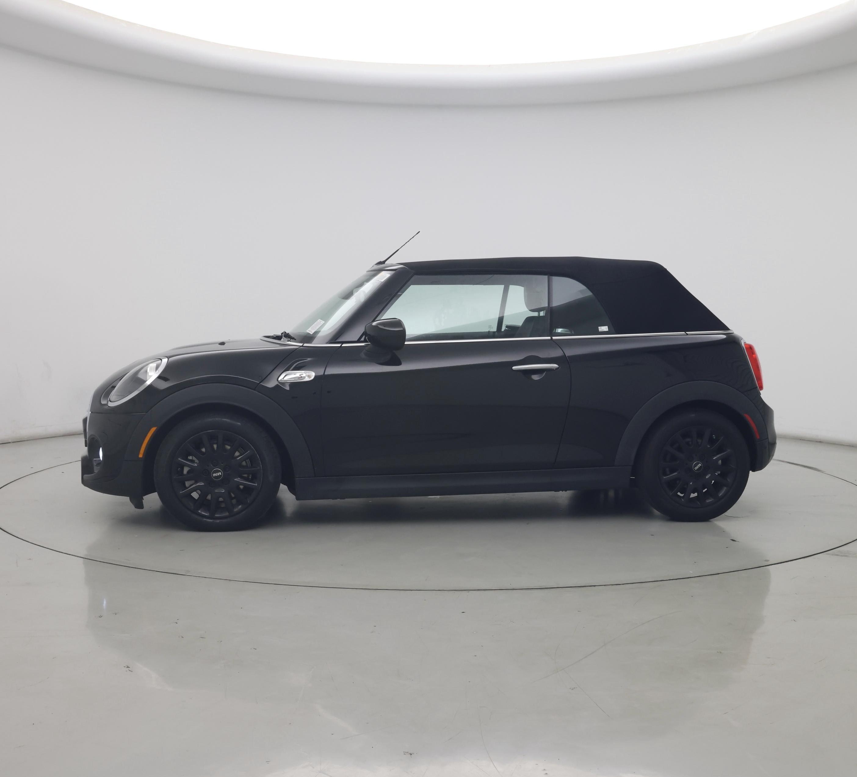 Thumbnail: 2020 MINI Cooper - 3