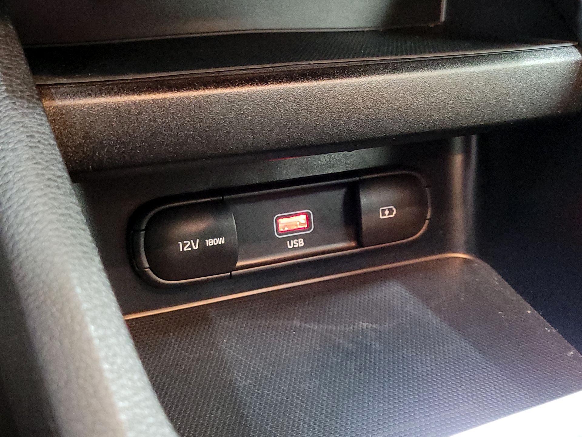 Thumbnail: 2024 Kia Forte - 18