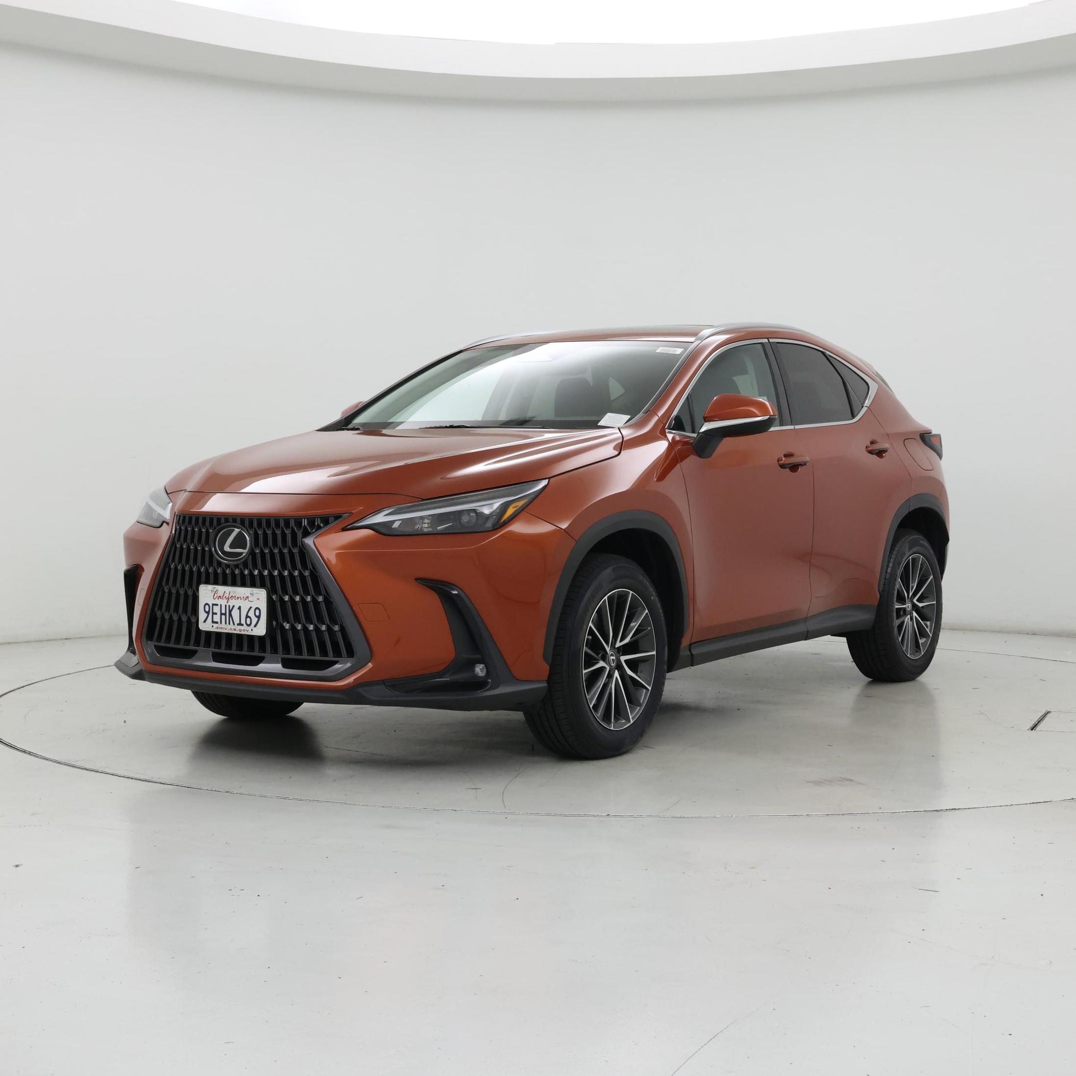 Thumbnail: 2022 Lexus NX - 4