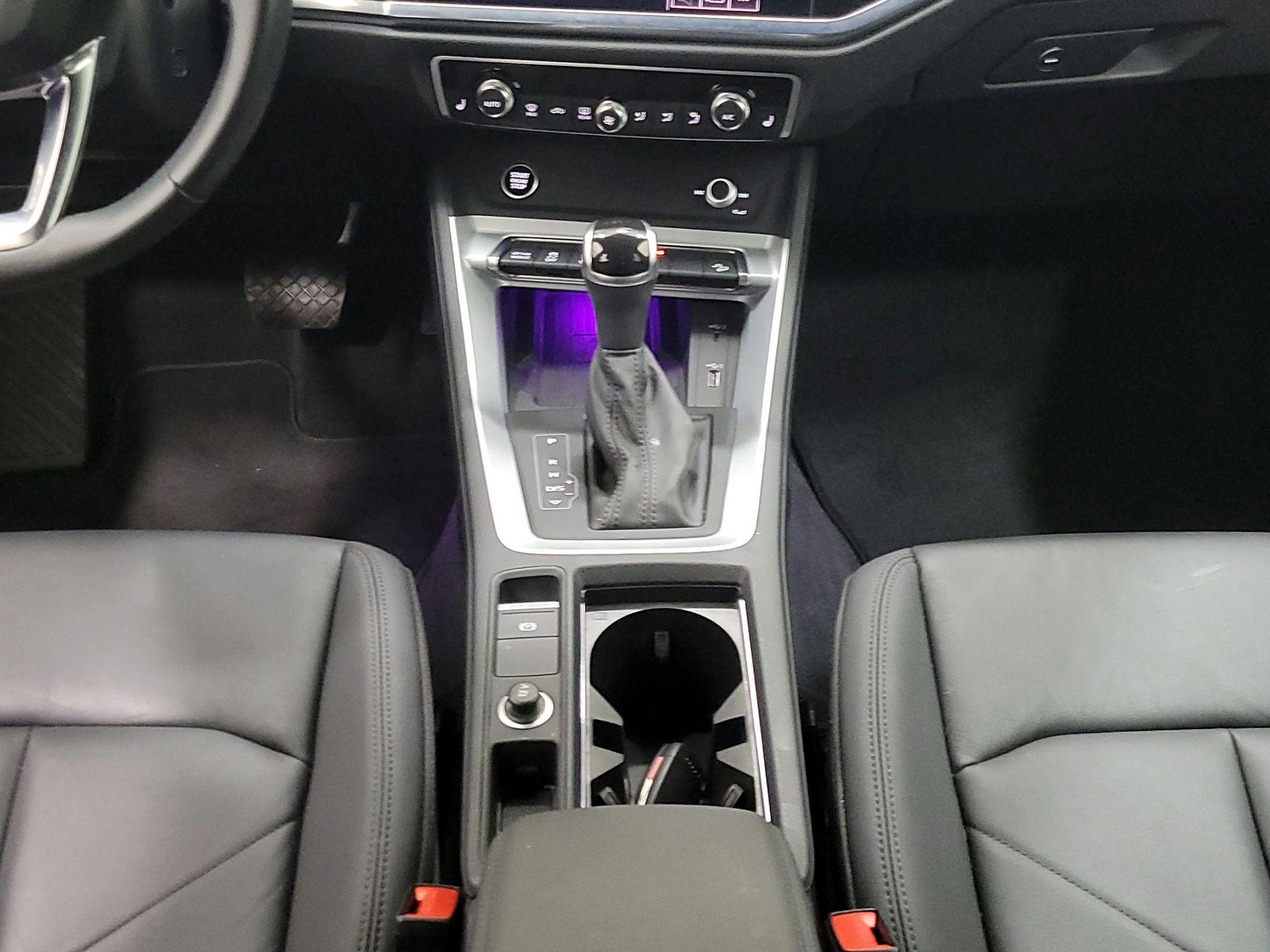 Thumbnail: 2021 Audi Q3 - 17