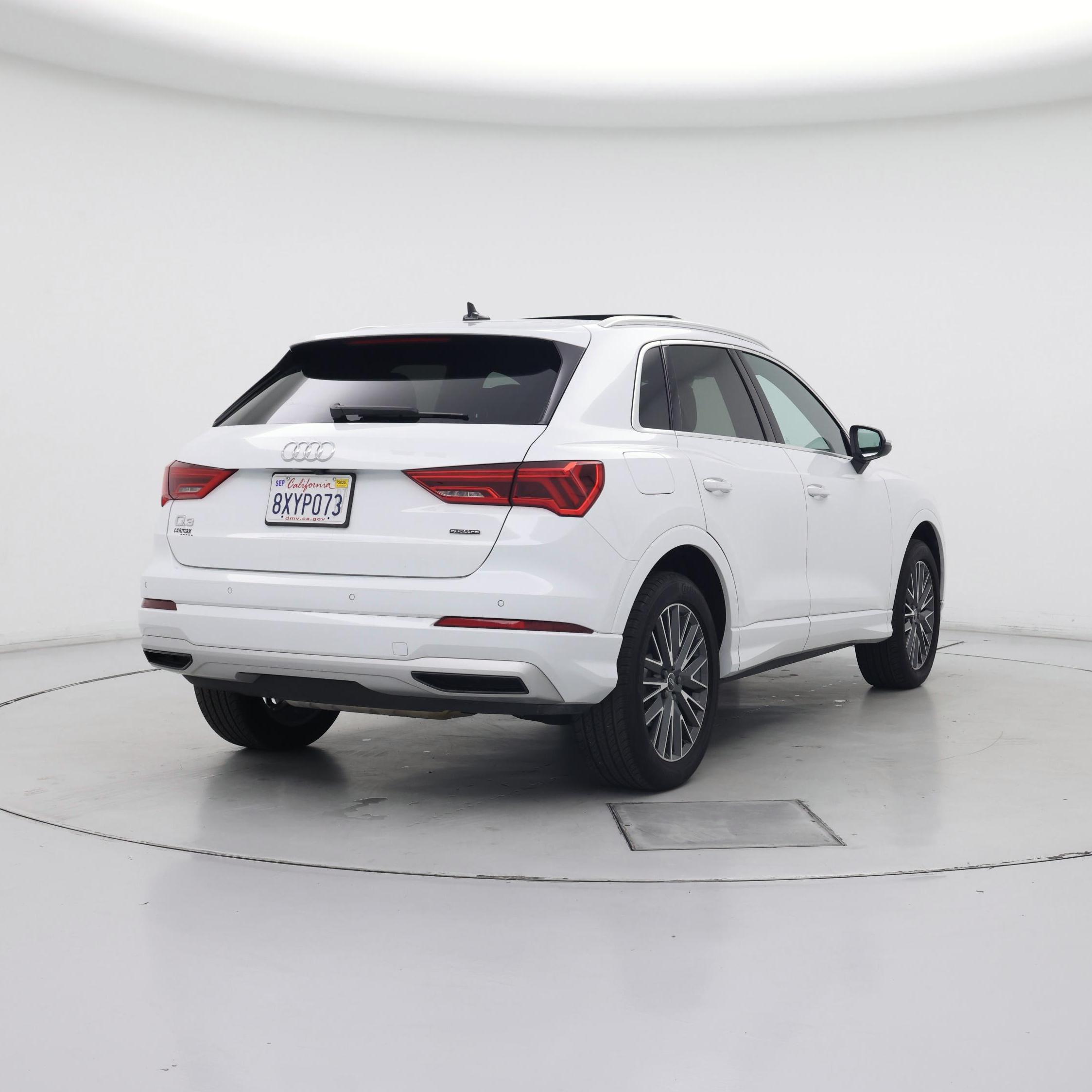Thumbnail: 2021 Audi Q3 - 8