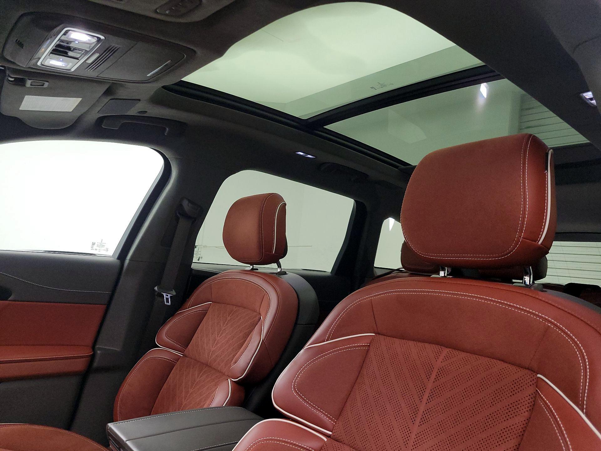 Thumbnail: 2024 Lincoln Nautilus - 19