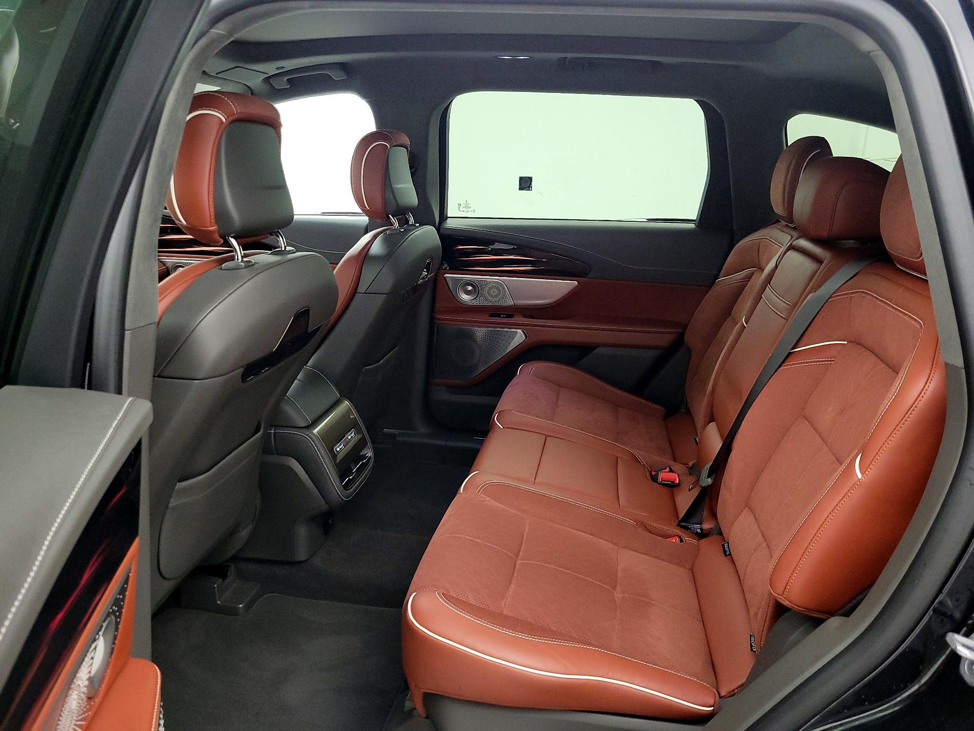 Thumbnail: 2024 Lincoln Nautilus - 20