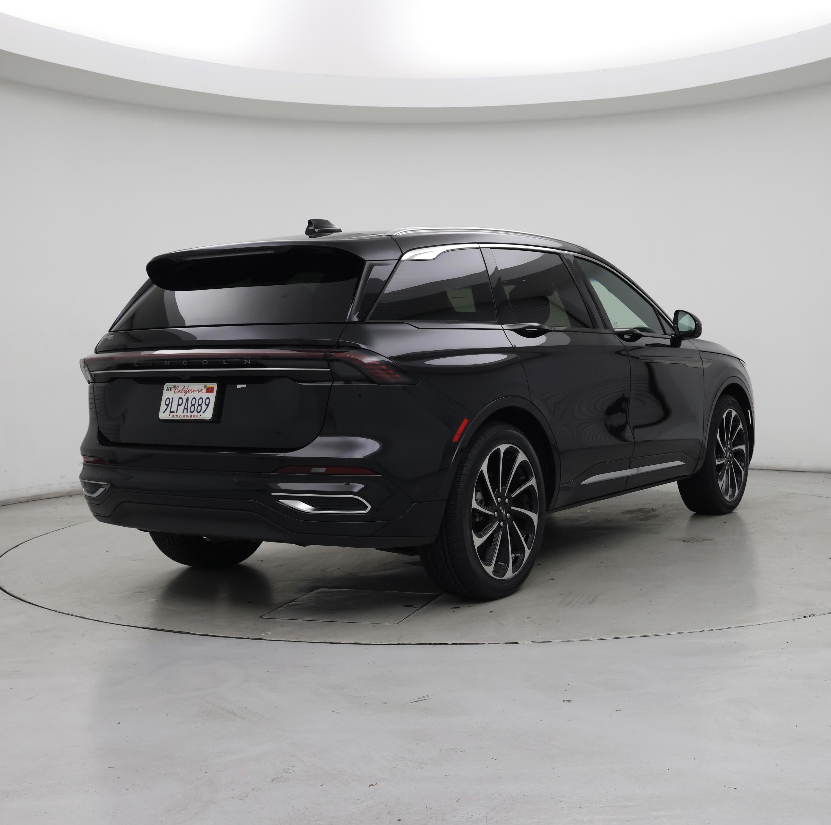 Thumbnail: 2024 Lincoln Nautilus - 8