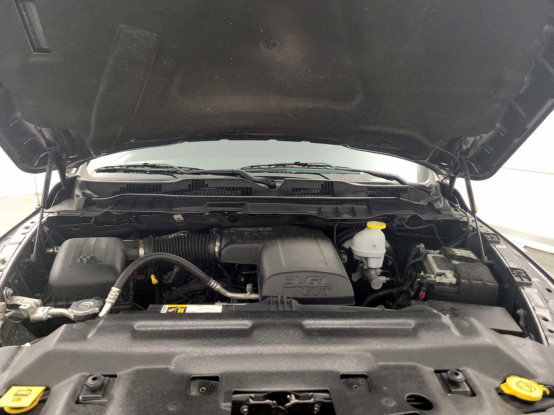 Thumbnail: 2024 RAM 1500 Classic - 17