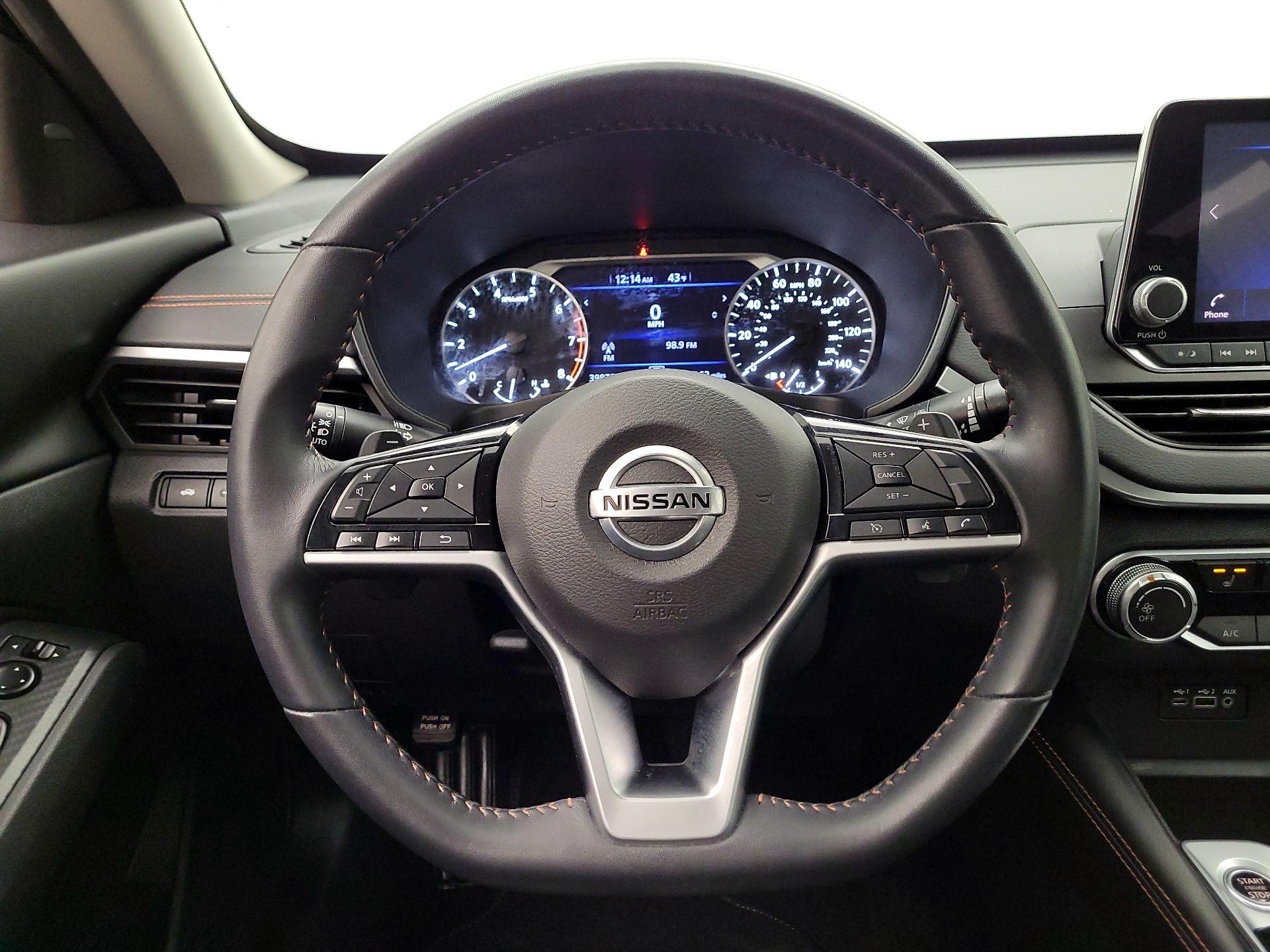 Thumbnail: 2021 Nissan Altima - 10