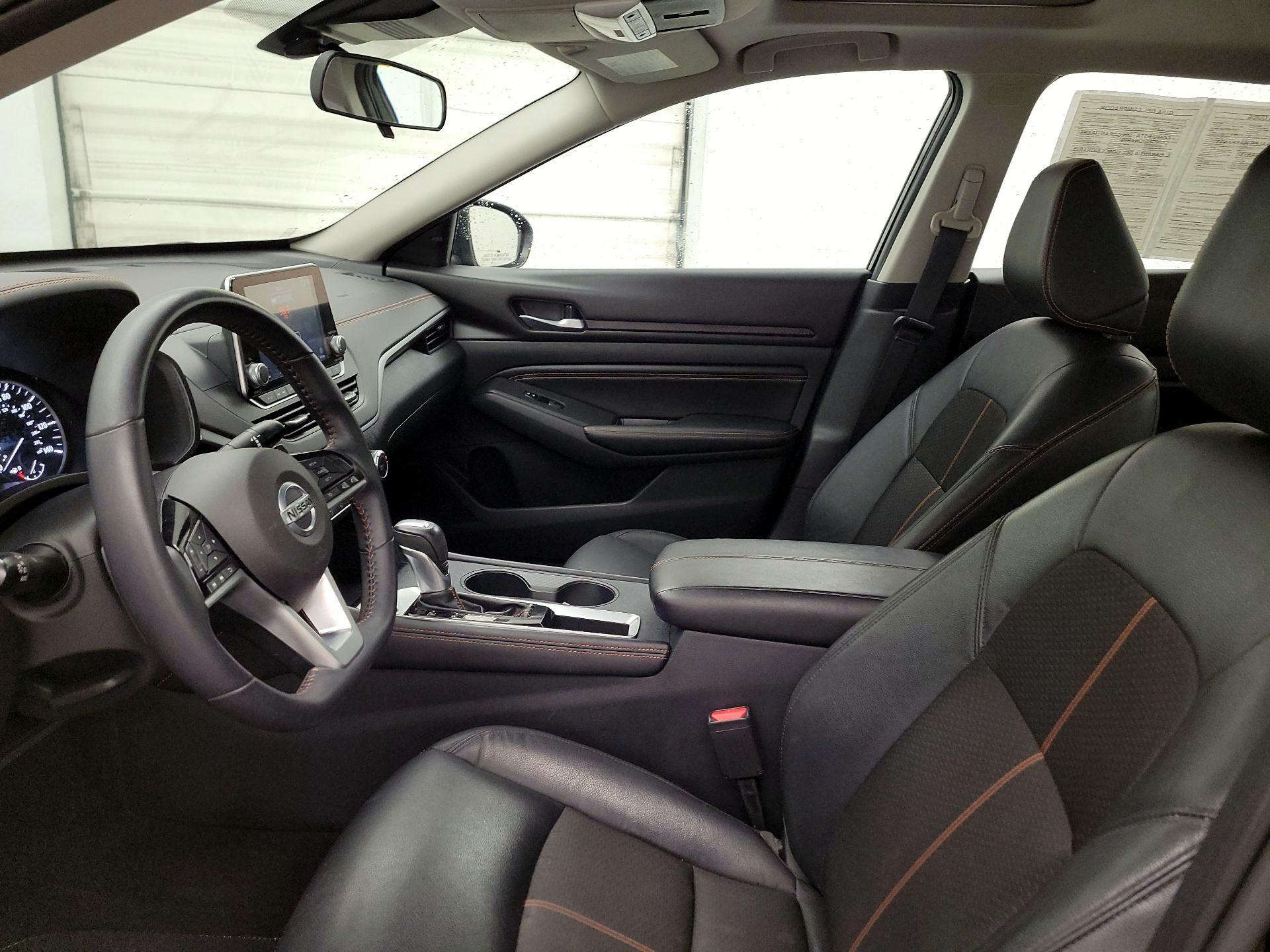 Thumbnail: 2021 Nissan Altima - 11