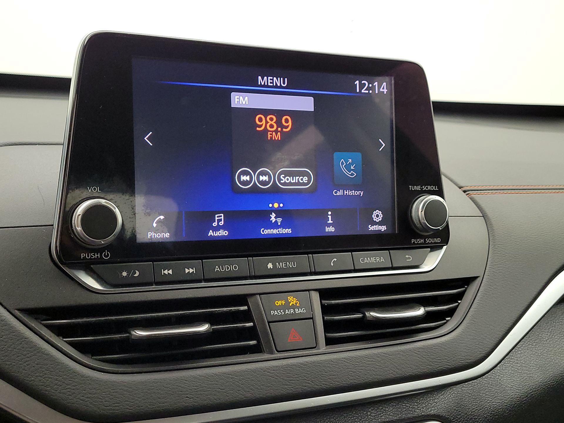 Thumbnail: 2021 Nissan Altima - 15