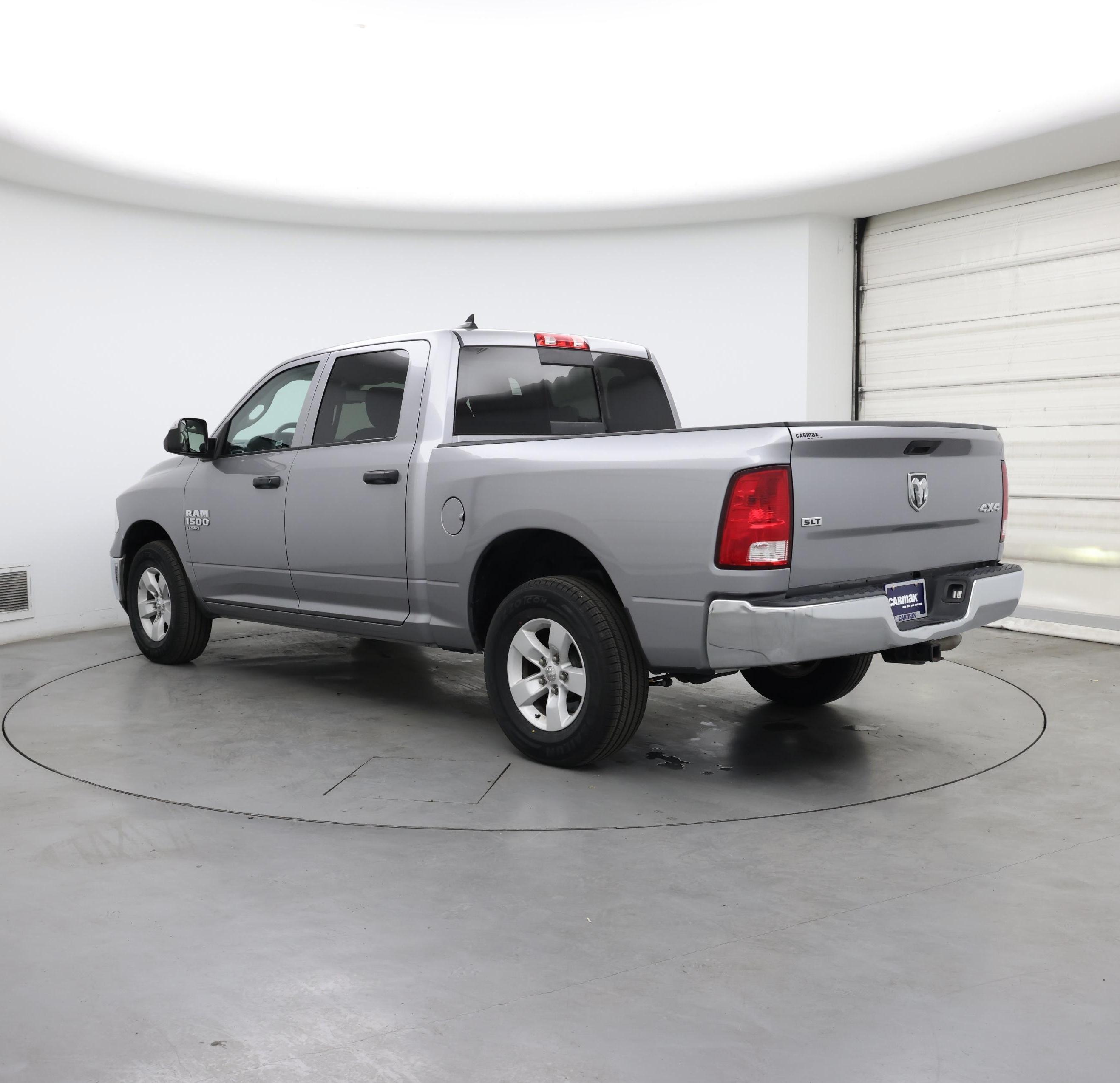 Thumbnail: 2023 RAM 1500 Classic - 2