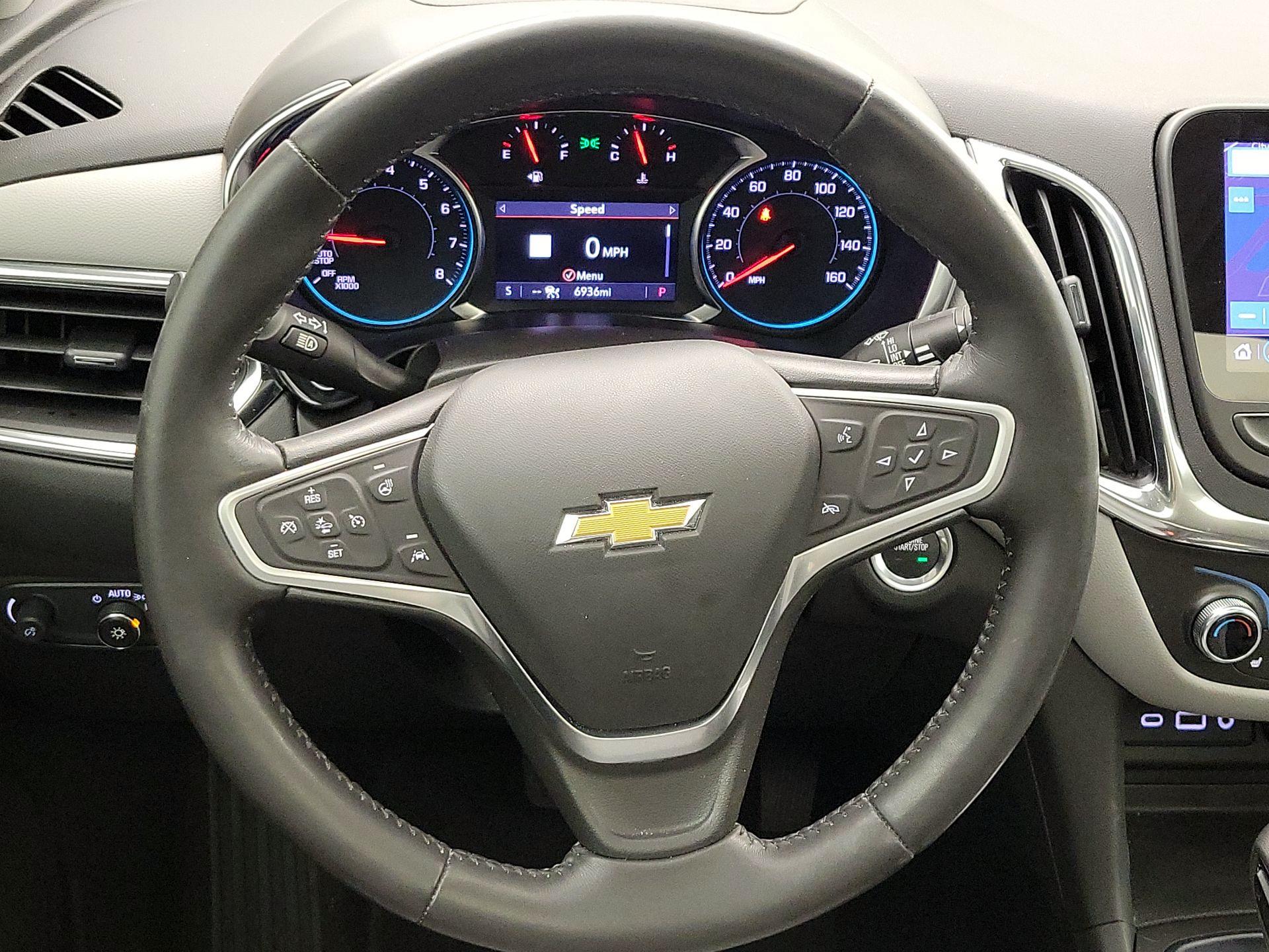 Thumbnail: 2022 Chevrolet Equinox - 10