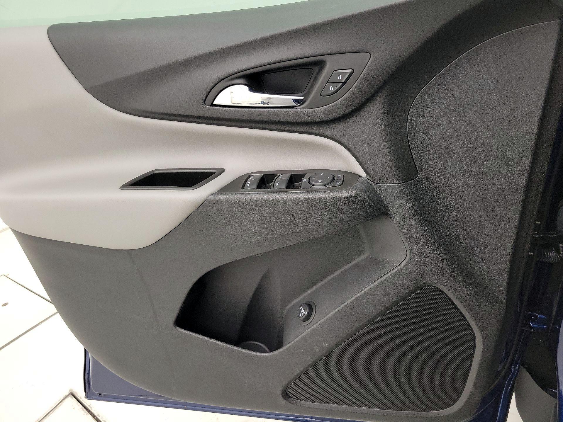 Thumbnail: 2022 Chevrolet Equinox - 12