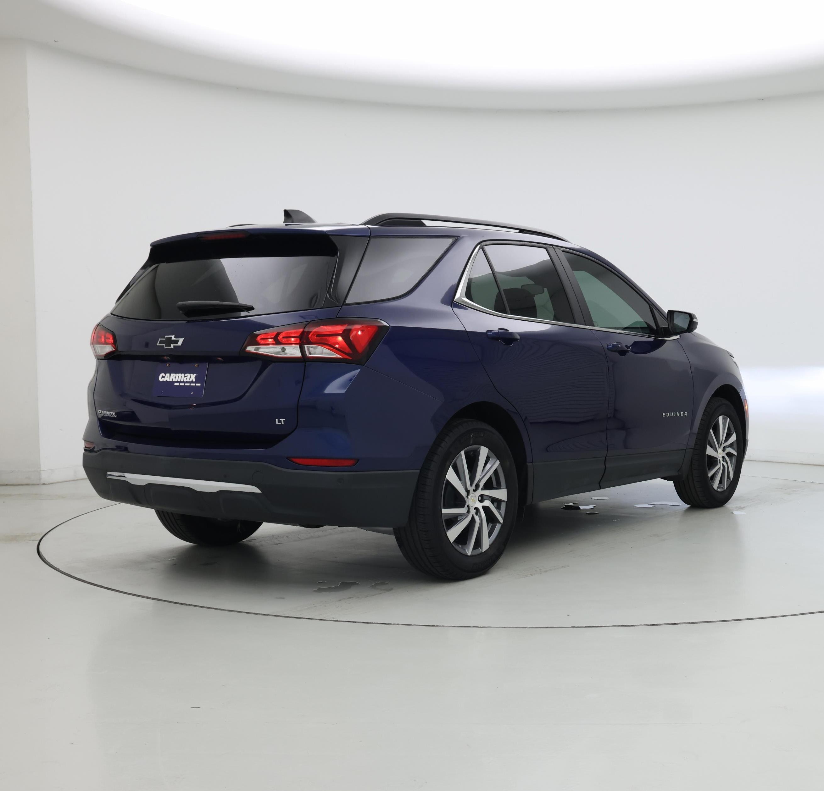 Thumbnail: 2022 Chevrolet Equinox - 8