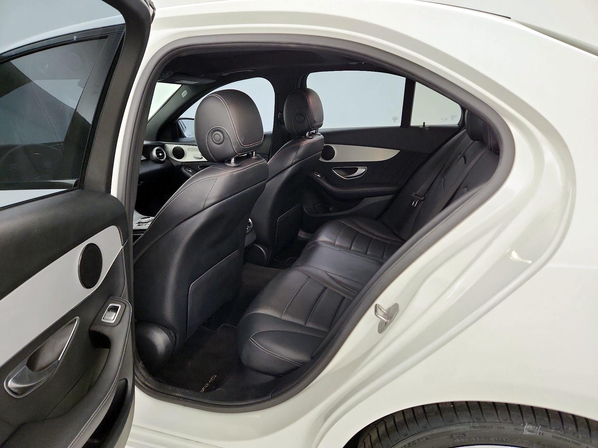 Thumbnail: 2020 Mercedes-Benz C-Class - 18