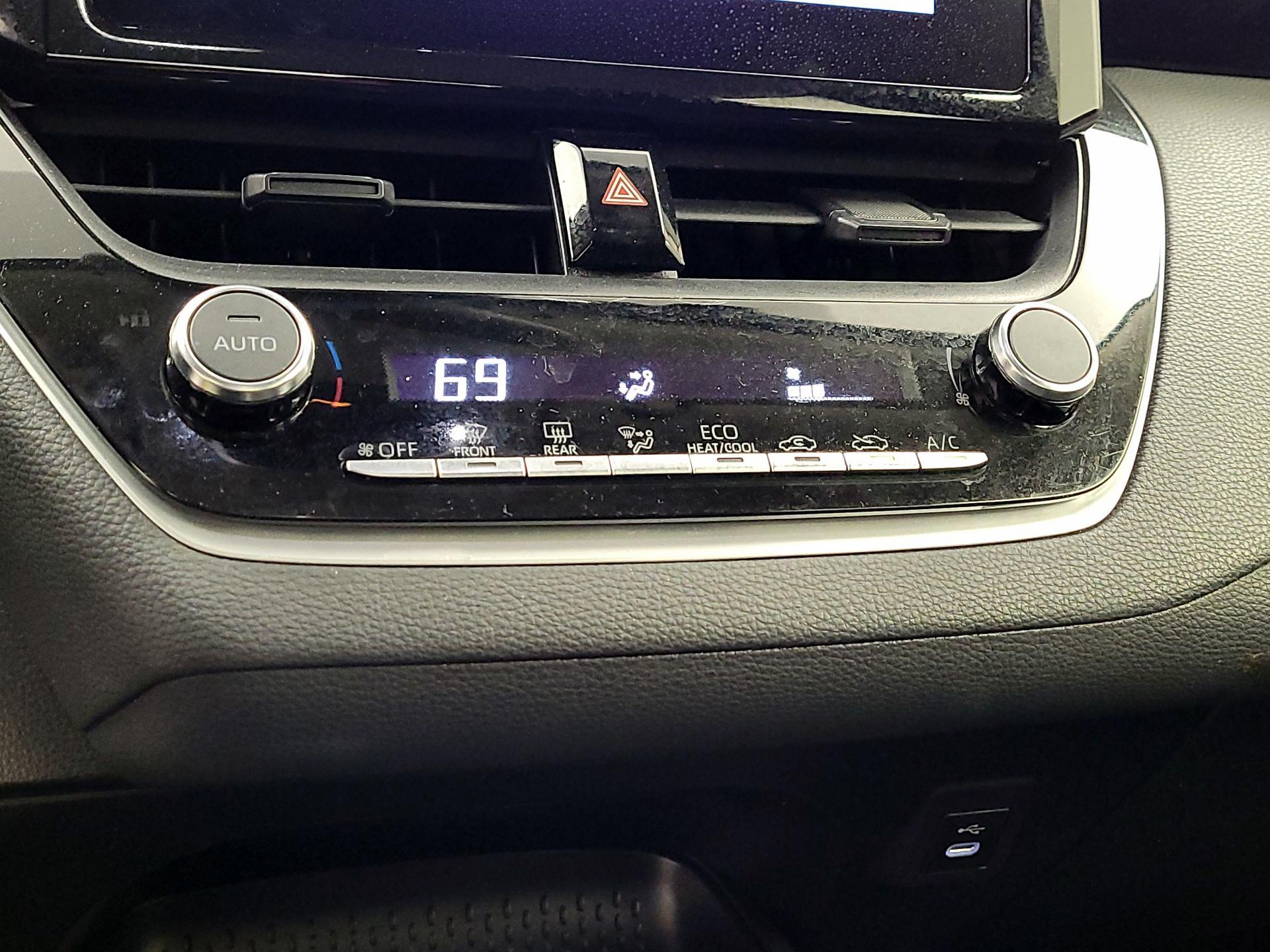 Thumbnail: 2023 Toyota Corolla - 16