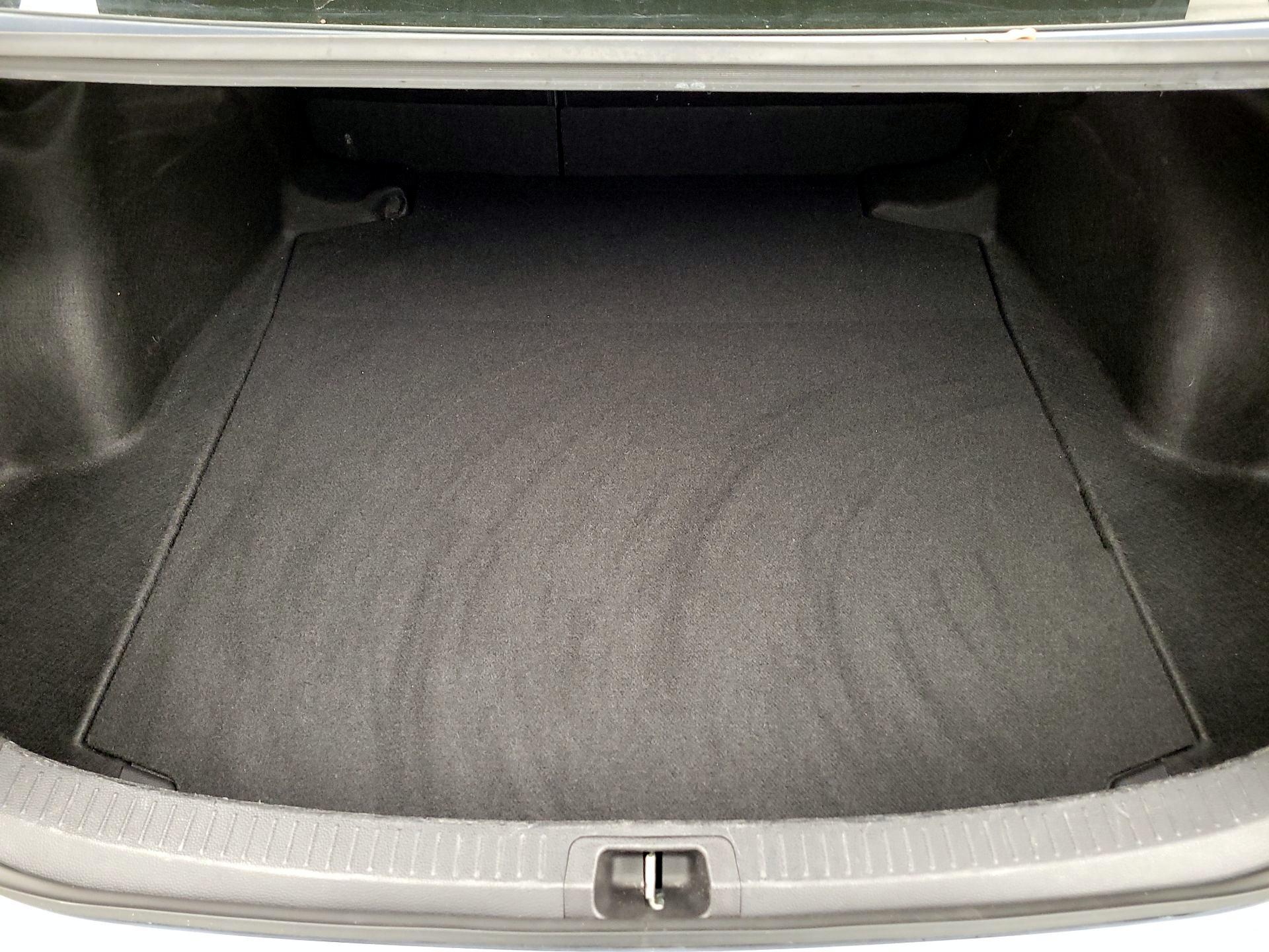 Thumbnail: 2023 Toyota Corolla - 20